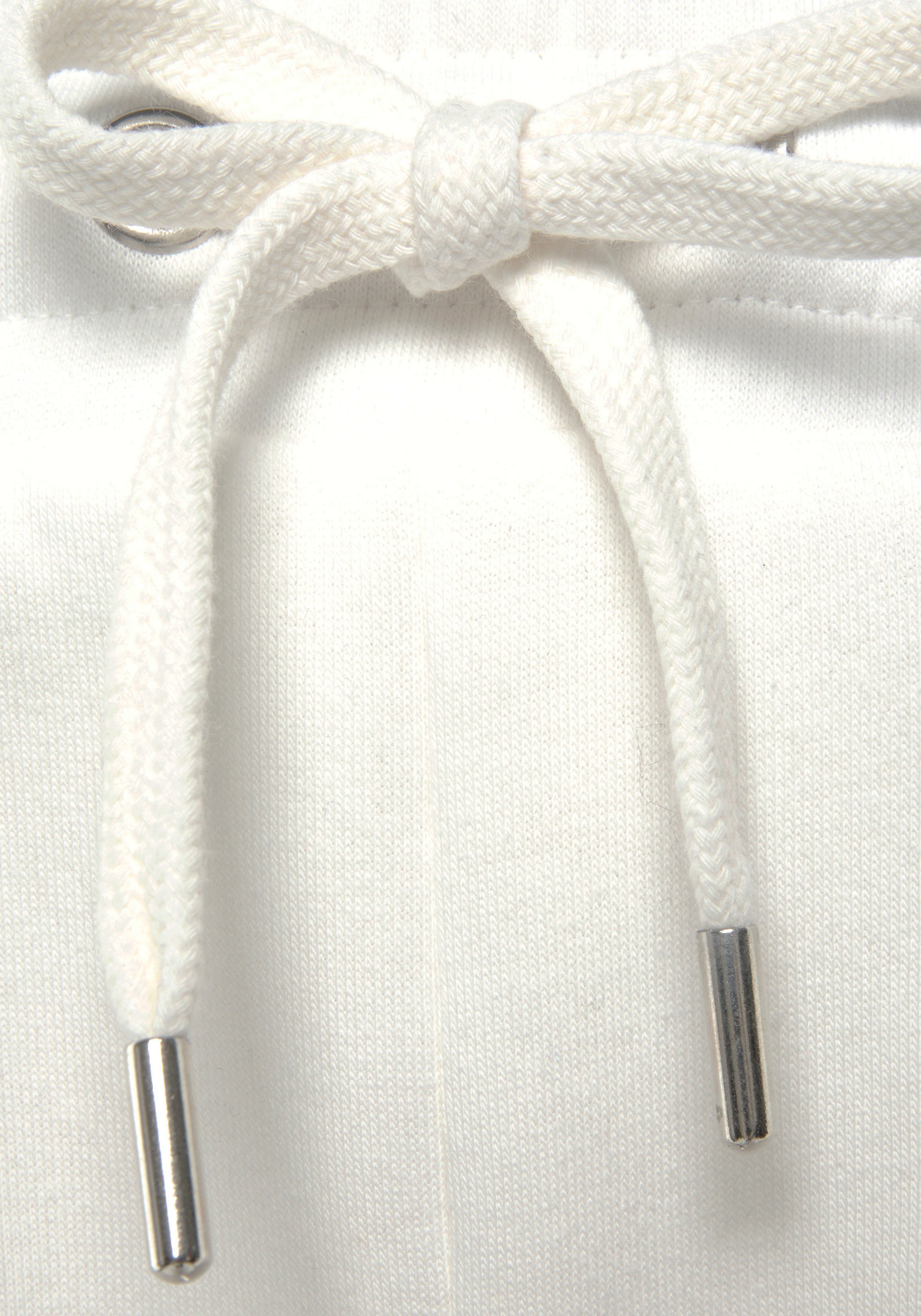 LASCANA Sweathose, Loungehose mit seitlichen Taschen und Logostickerei, Loungewear