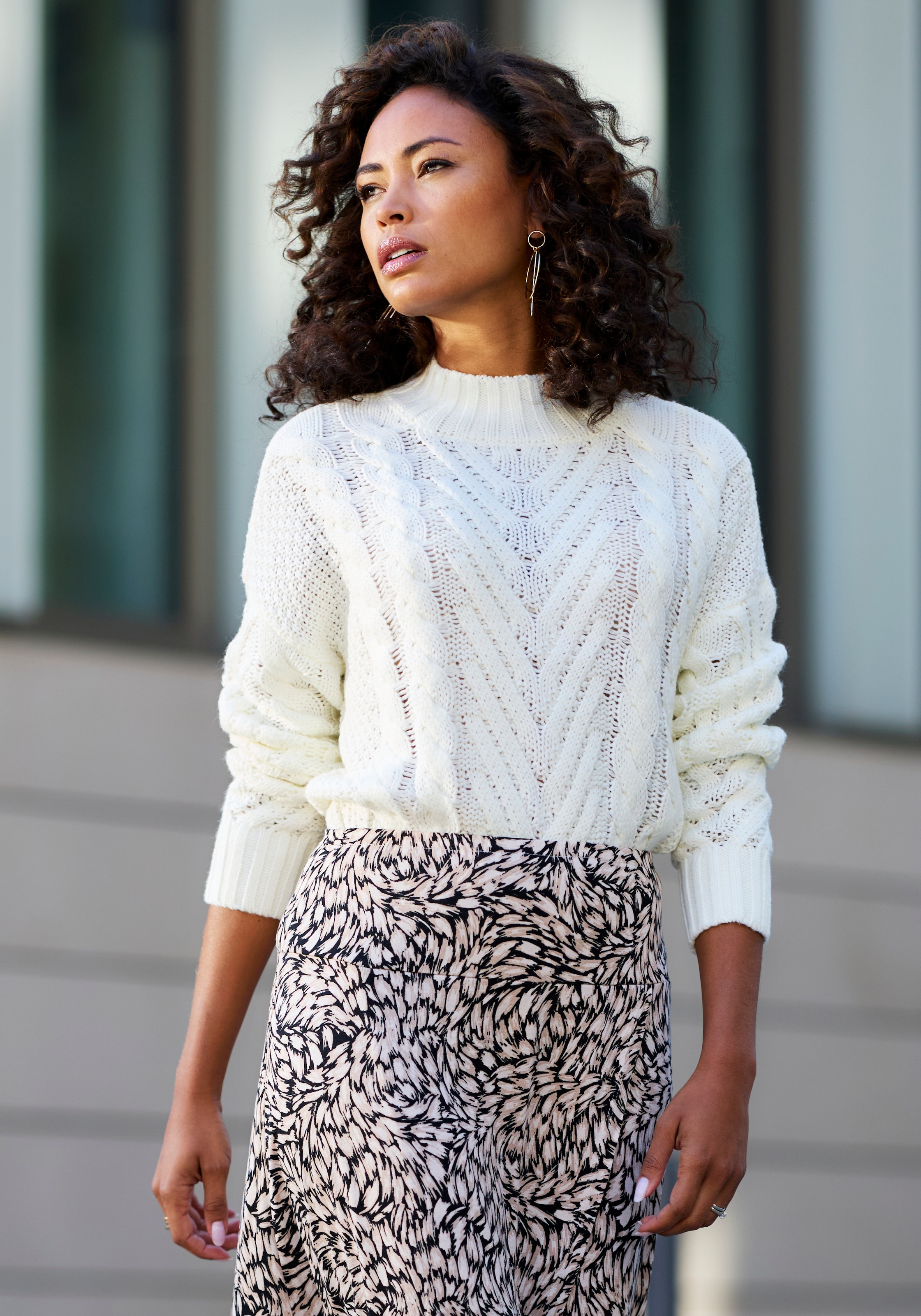 Buffalo Stehkragenpullover mit Zopfmuster, Winterpullover, Basic