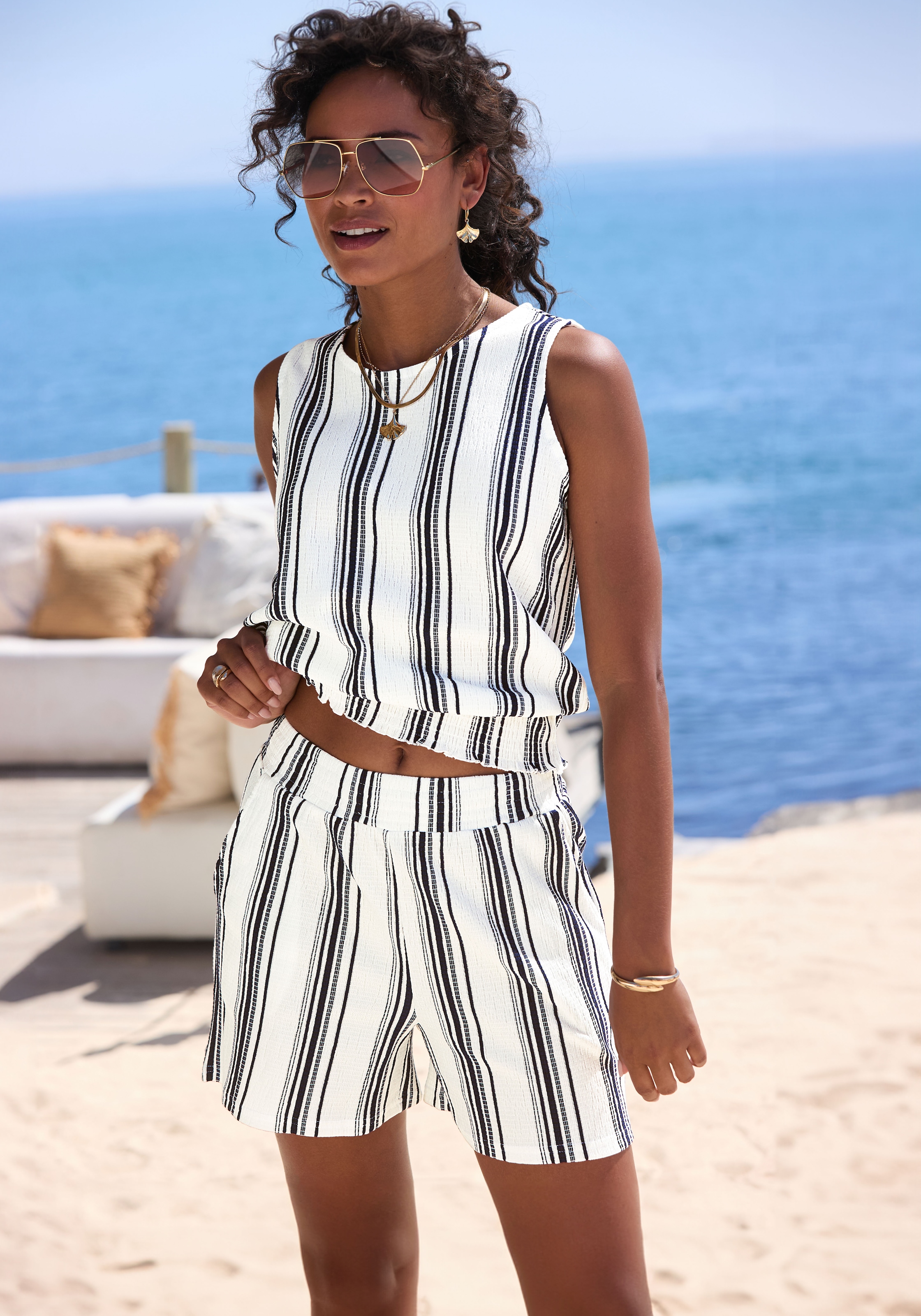 LASCANA Tanktop aus strukturierter Ware, sommerliches Top mit Streifen