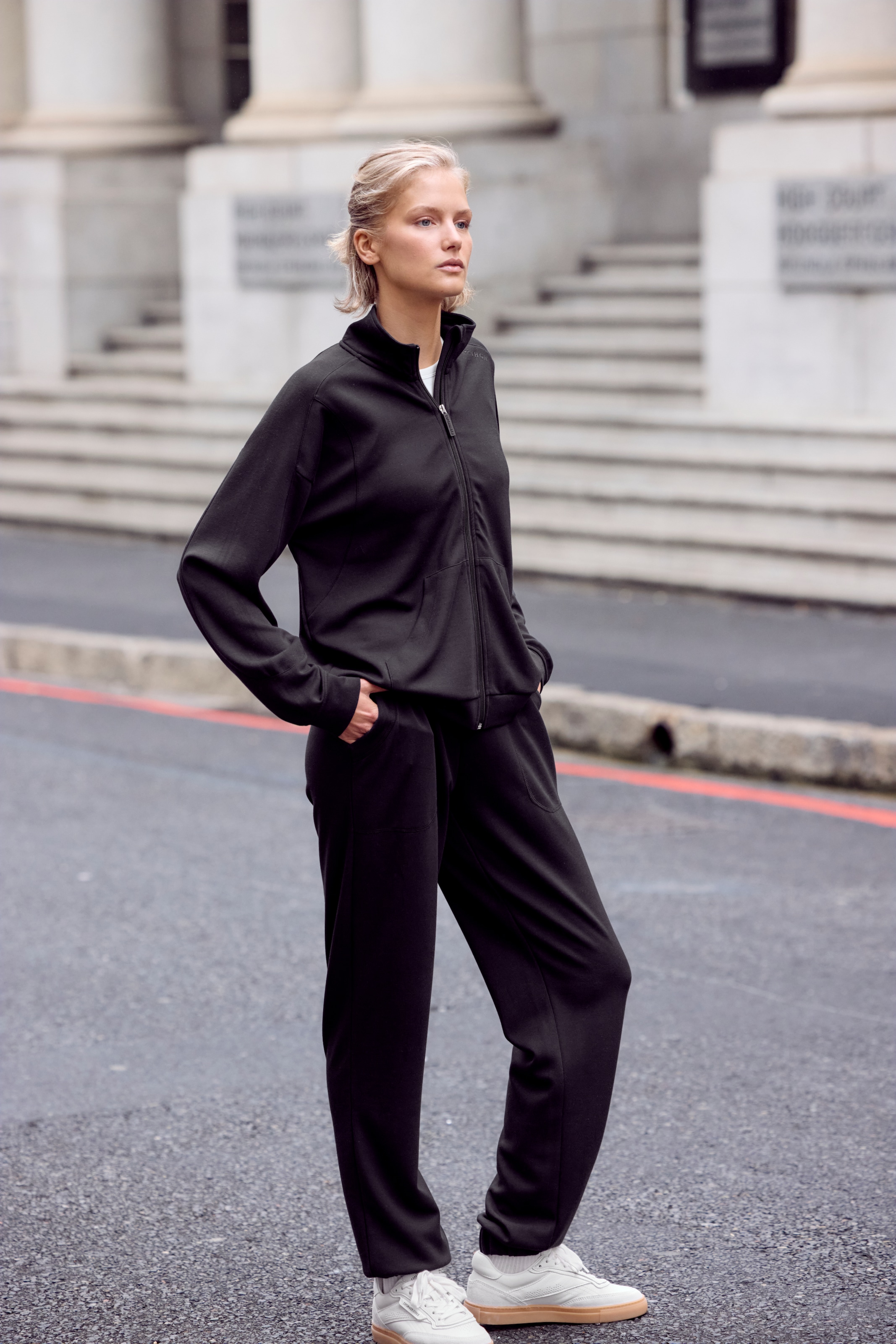 Copenhagen Studios Sweatjacke aus hochwertigem Material