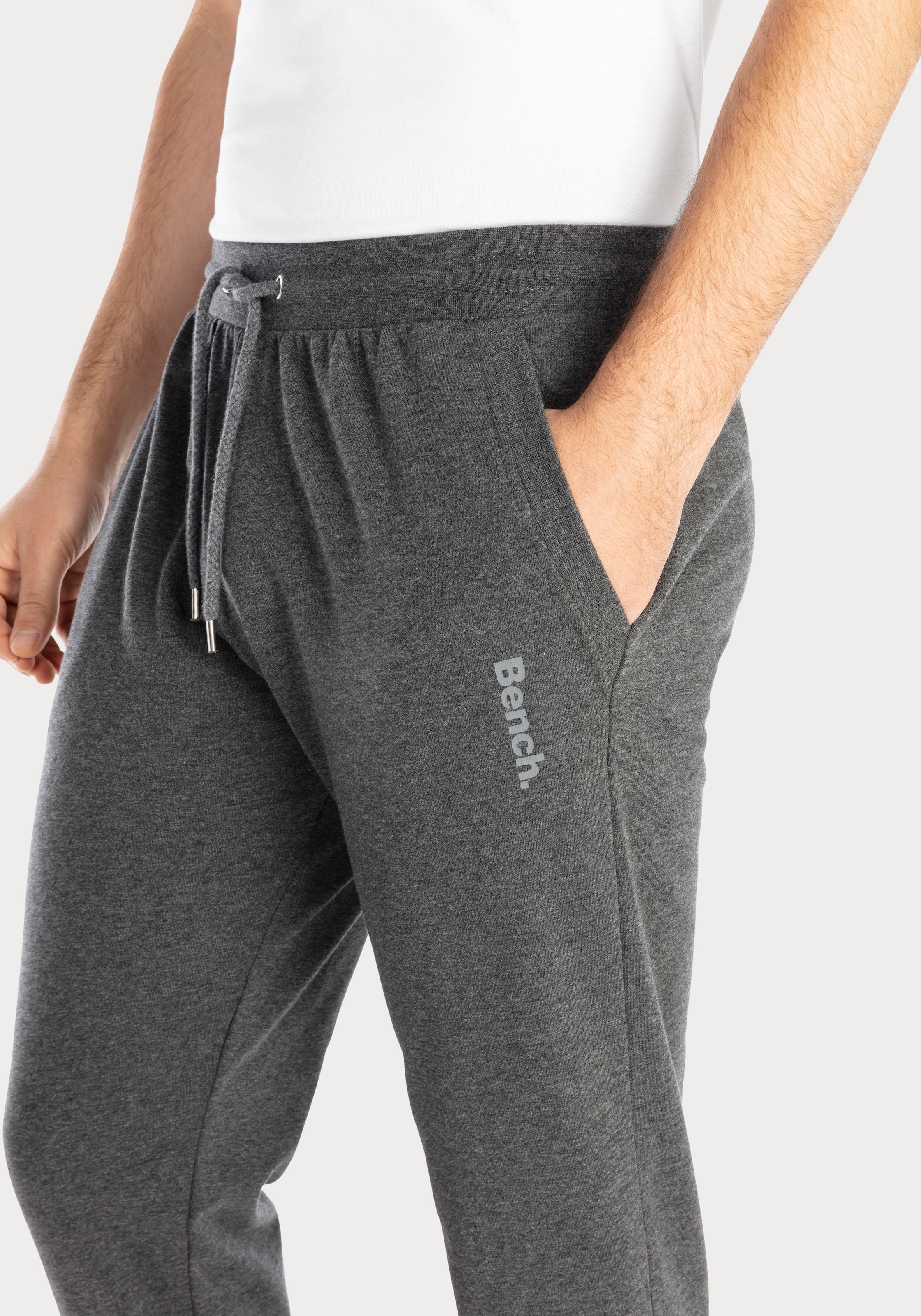 Bench. Loungewear Sweathose, Jogginghose mit Kordel, aus Baumwoll-Mix