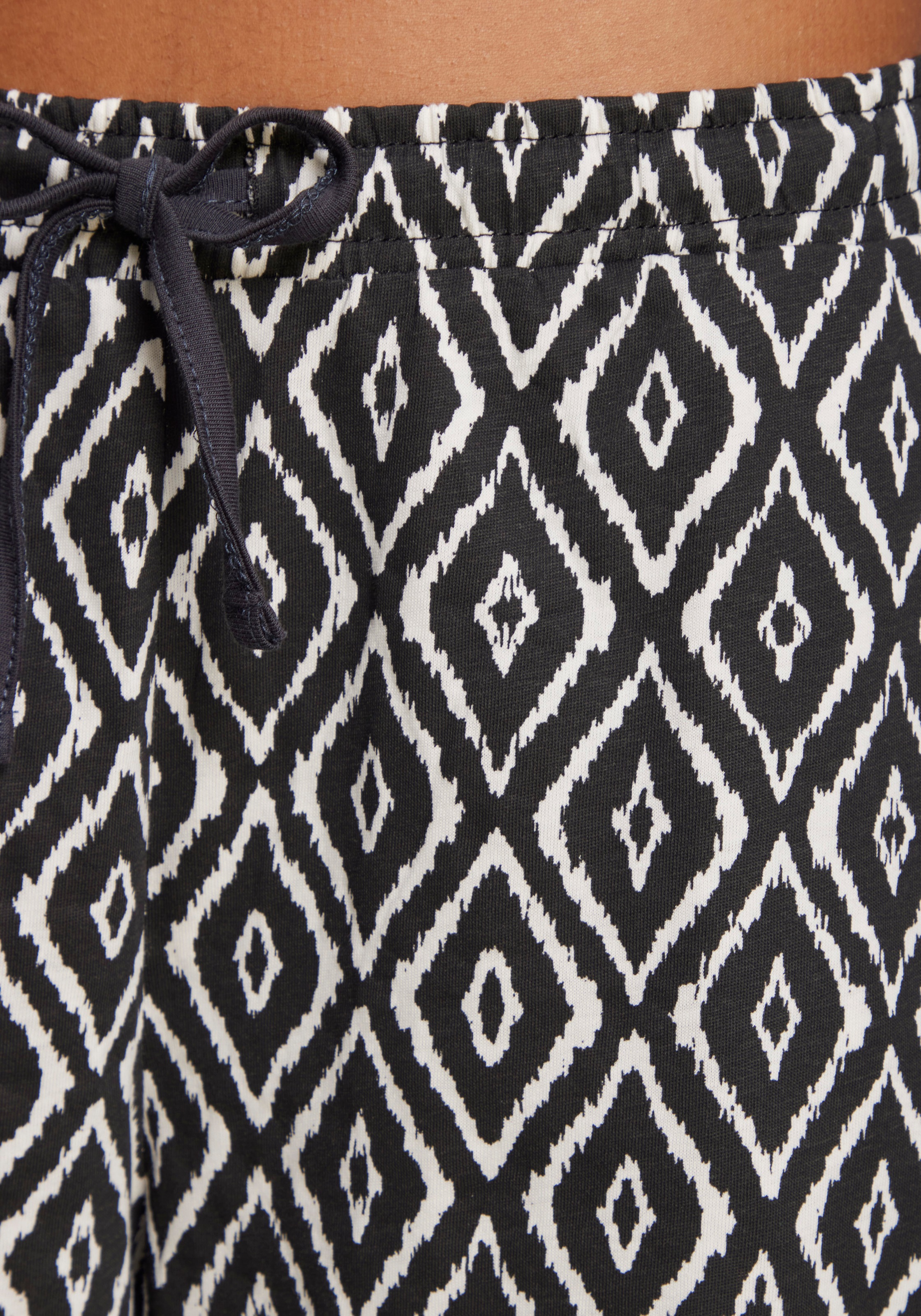 Vivance Dreams Caprihose, mit schönem Muster