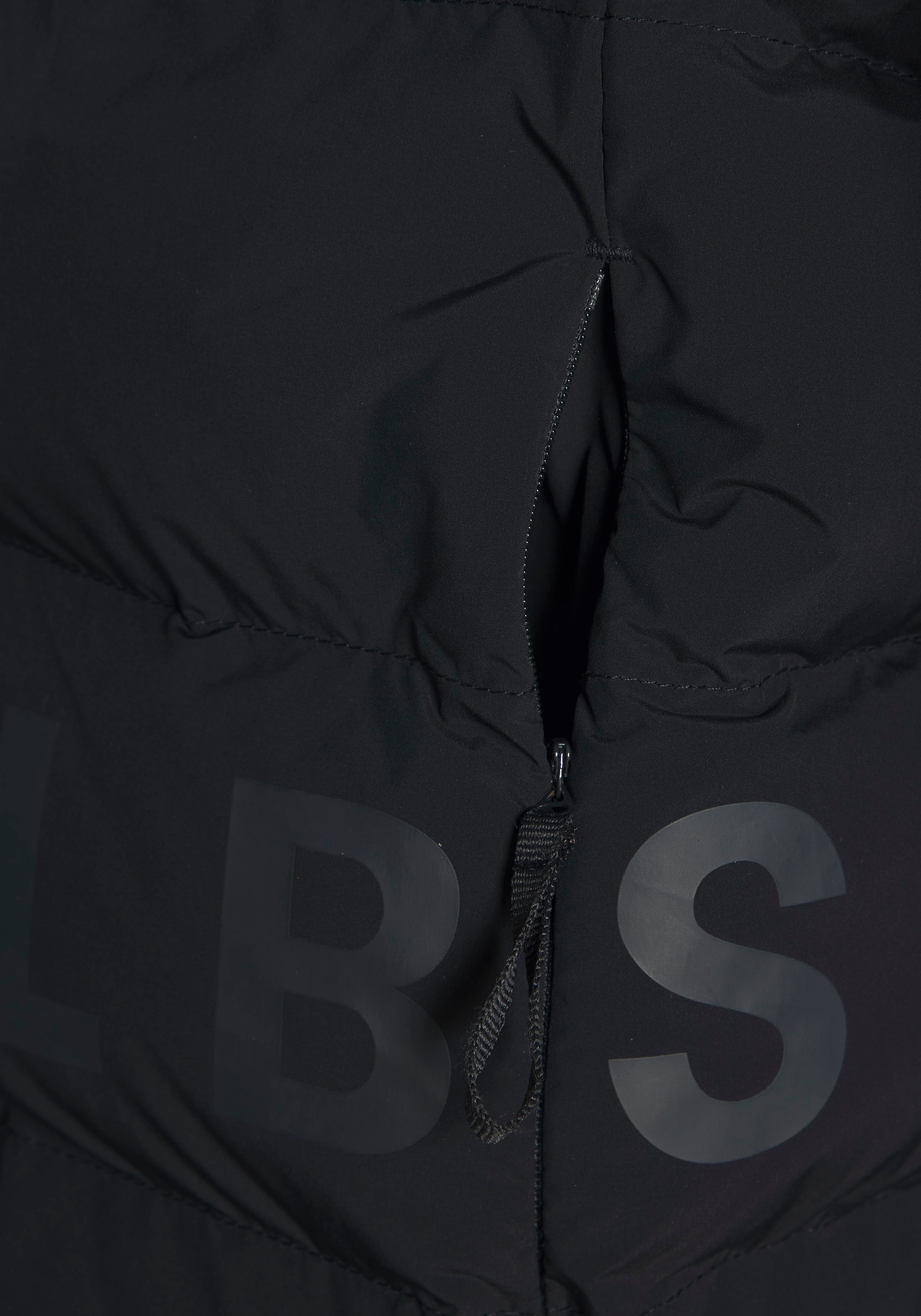 Elbsand Steppjacke mit großem seitlichen Logo-Print