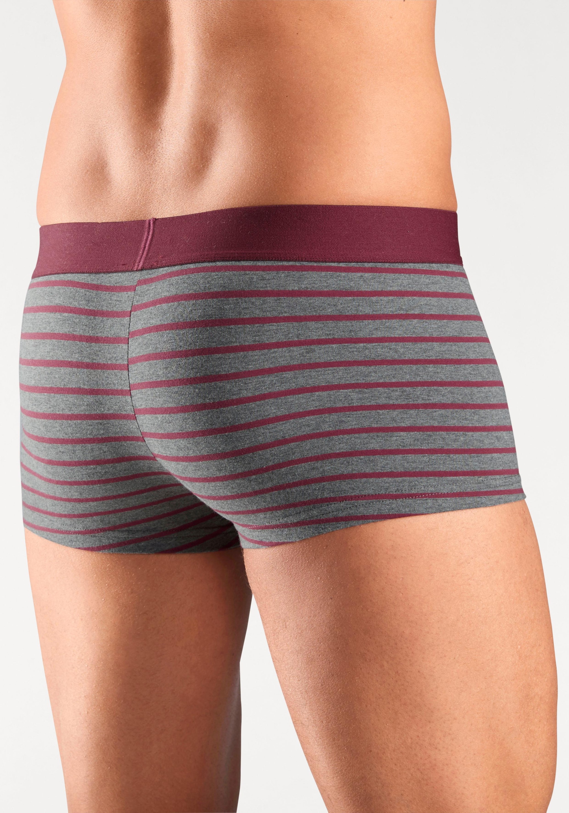 s.Oliver Hipster, (Packung, 4 St.), knapp sitzende Boxershorts für Herren aus Baumwoll-Mix