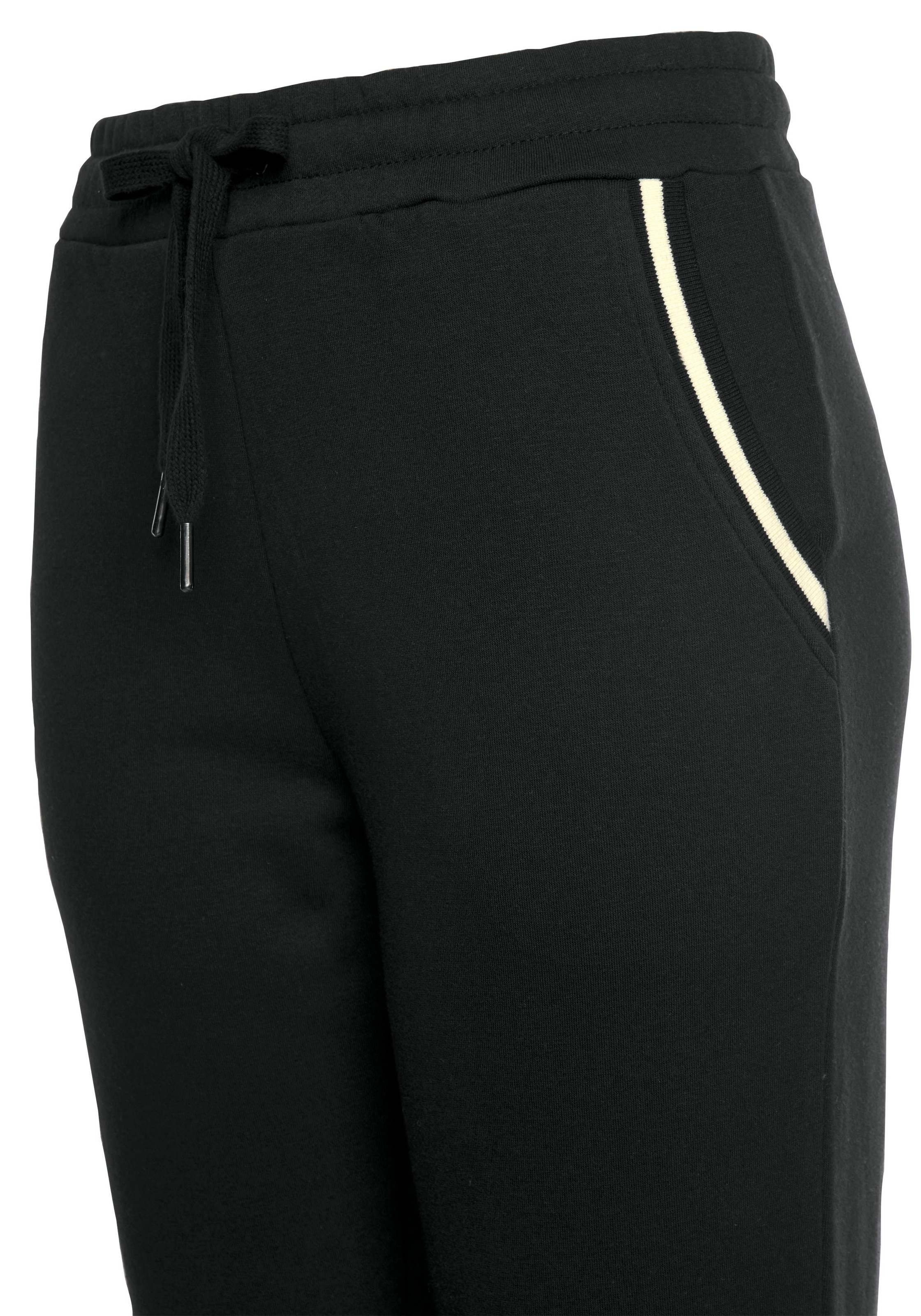 LASCANA Sweathose, mit gestreifem Rippbündchen, Loungeanzug