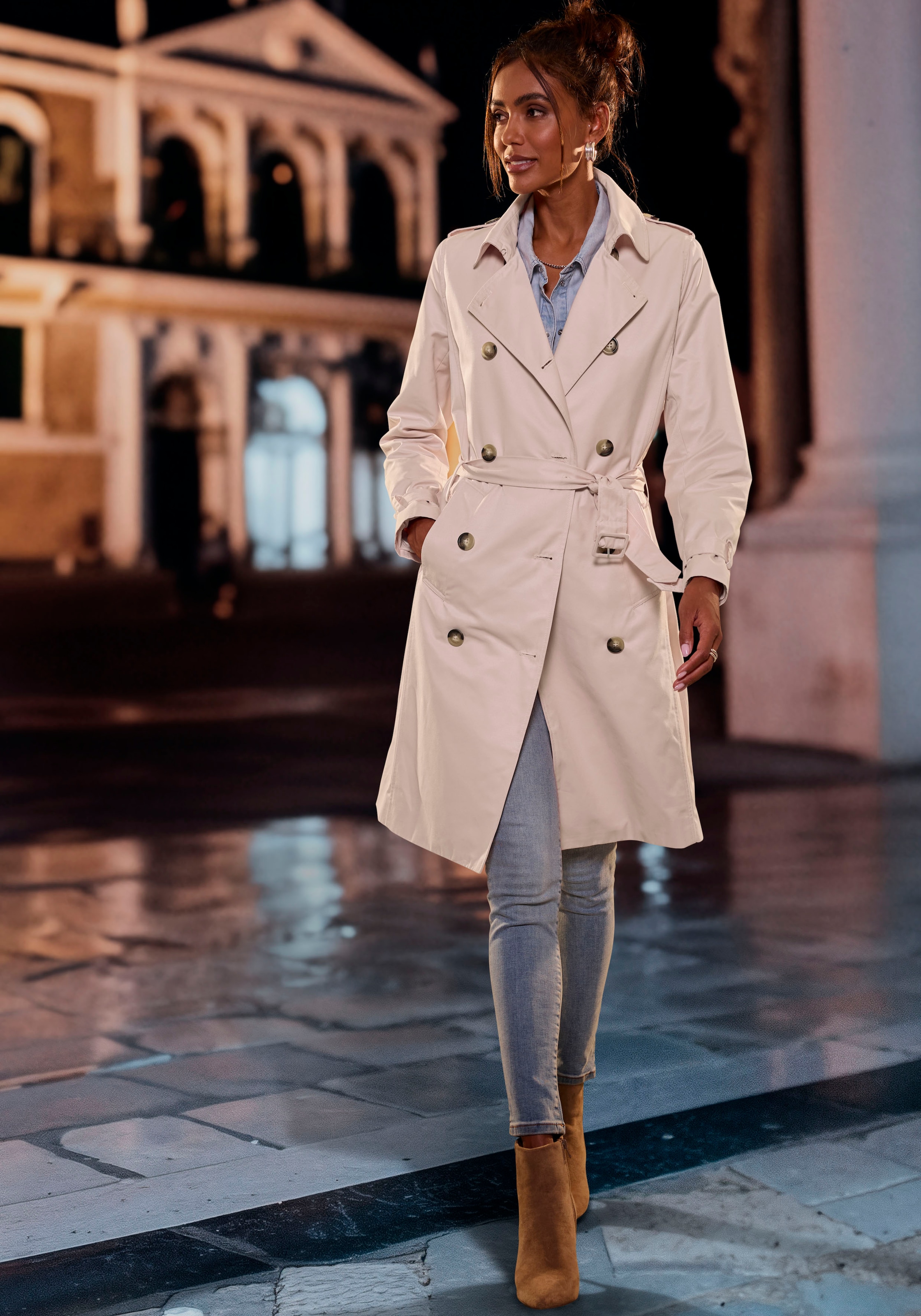 LASCANA Trenchcoat mit Passe, pflegeleichter Materialmix
