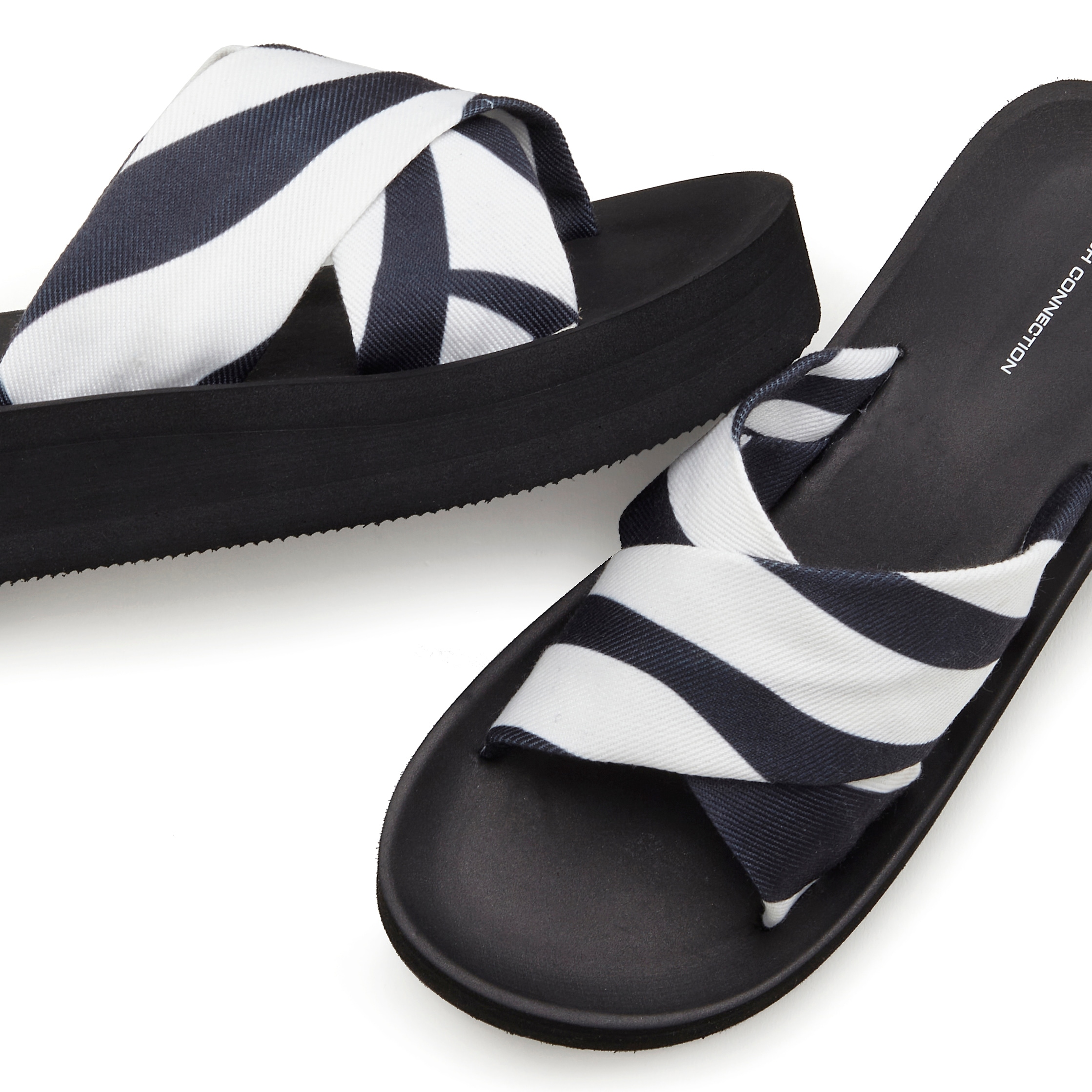 French Connection Pantolette, Sandale, Badepantolette, Badeschuh, Mule, offener Schuh VEGAN
