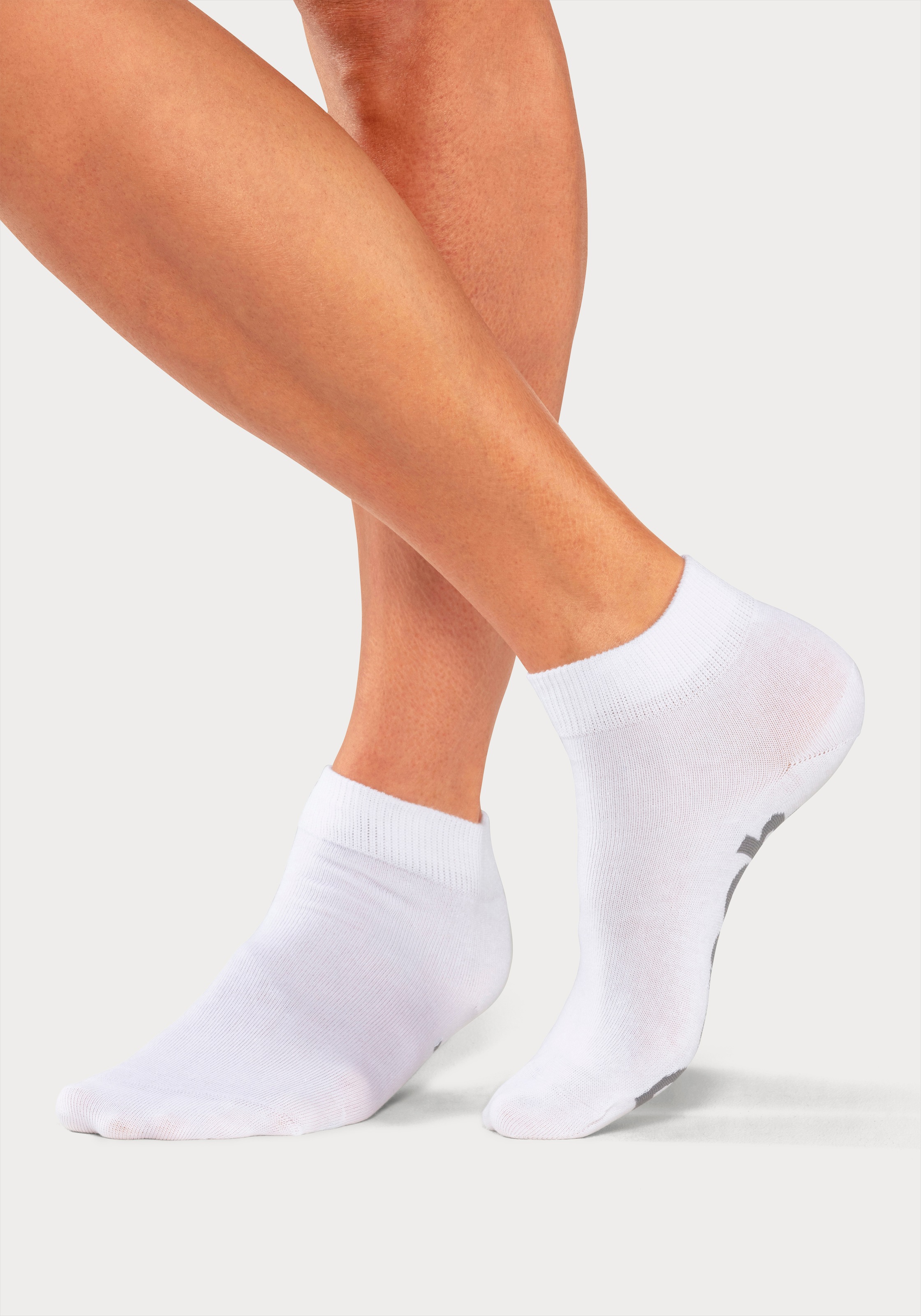 Bench. Kurzsocken, (Federtasche, 7 Paar), in ansprechendem Mäppchen mit Reißverschluss