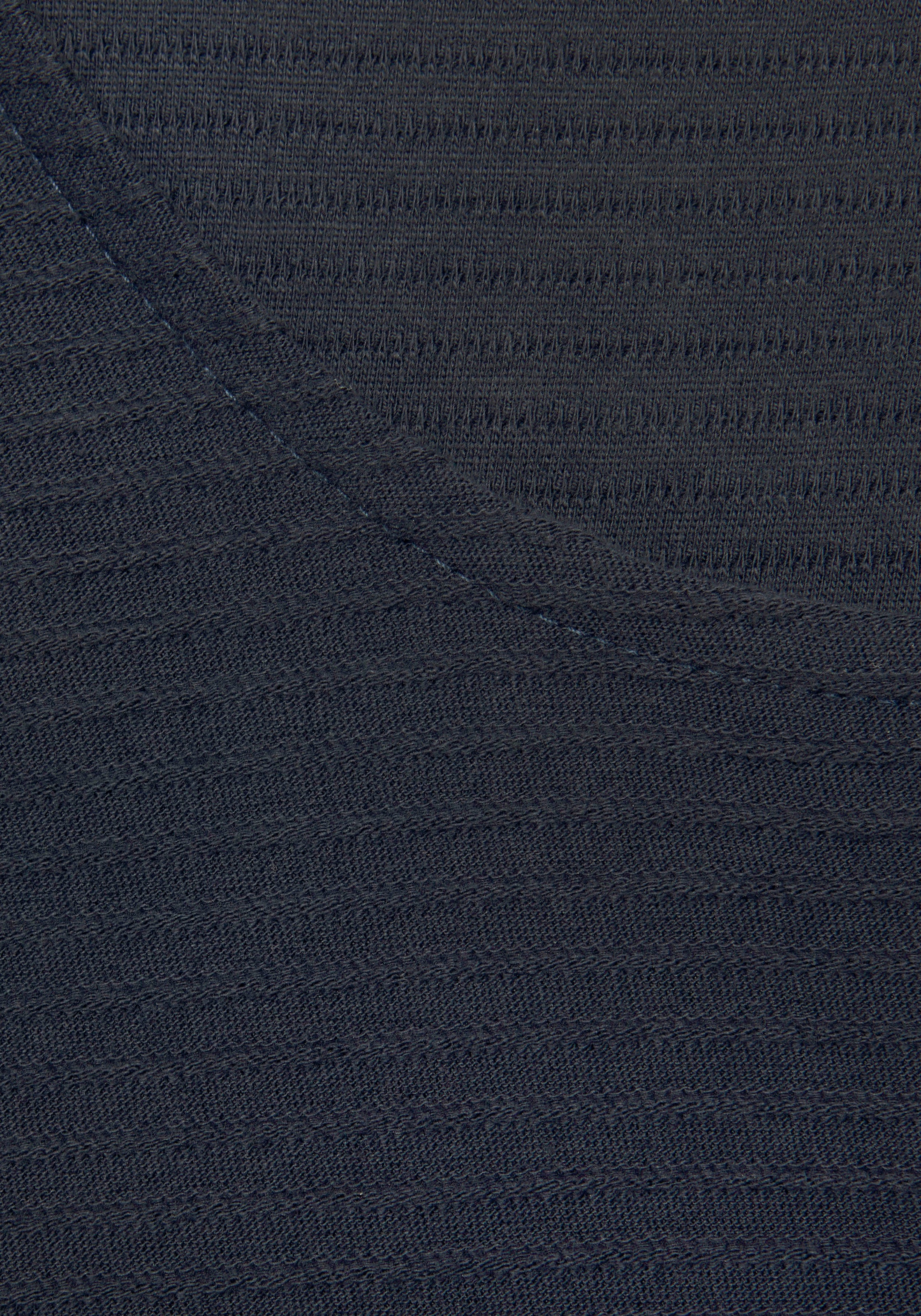 LASCANA Langarmshirt »mit Streifenstruktur«, aus weicher Baumwoll-Qualität