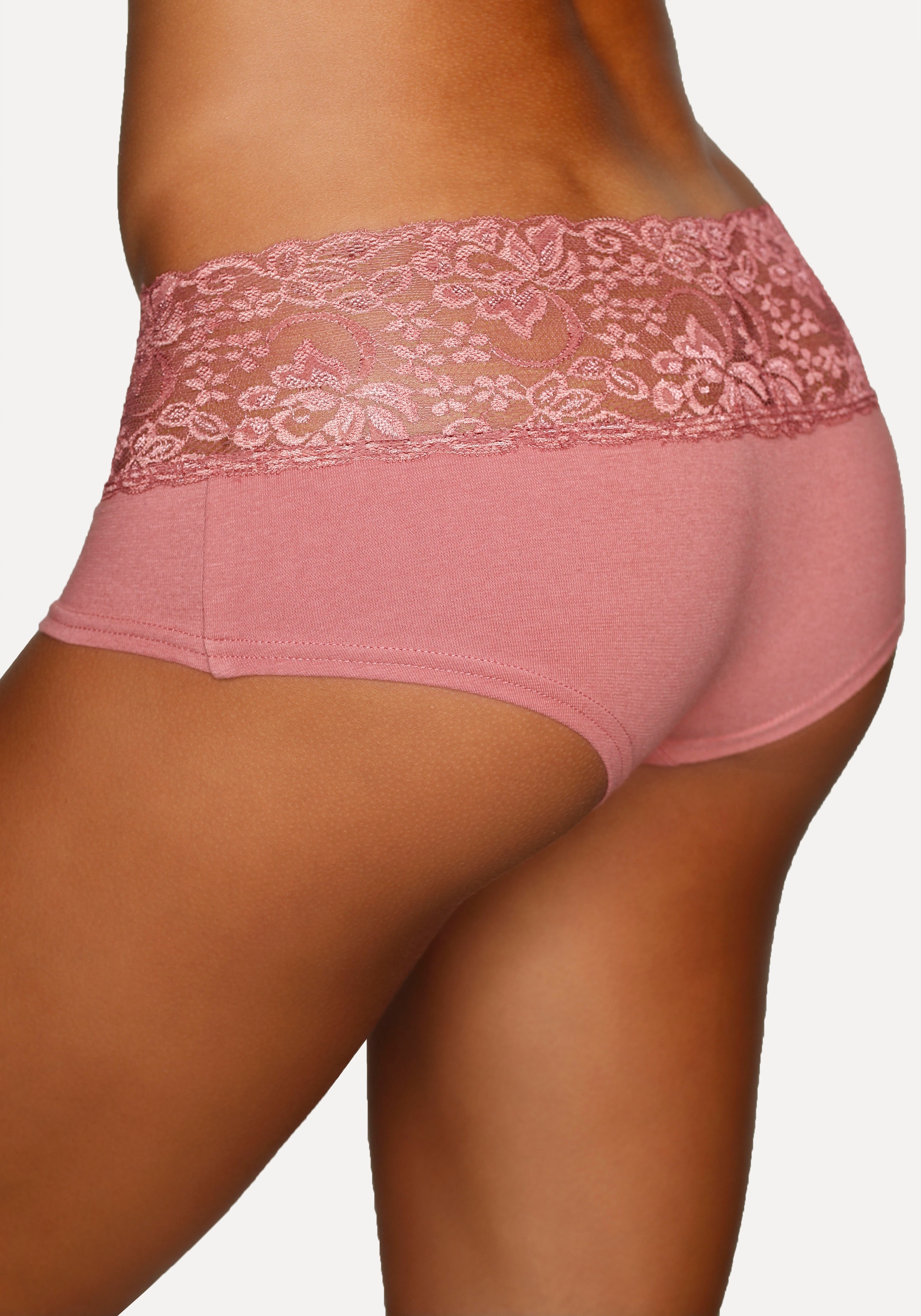 Vivance Panty, (3er-Pack), aus elastischer Baumwolle mit floraler Spitze