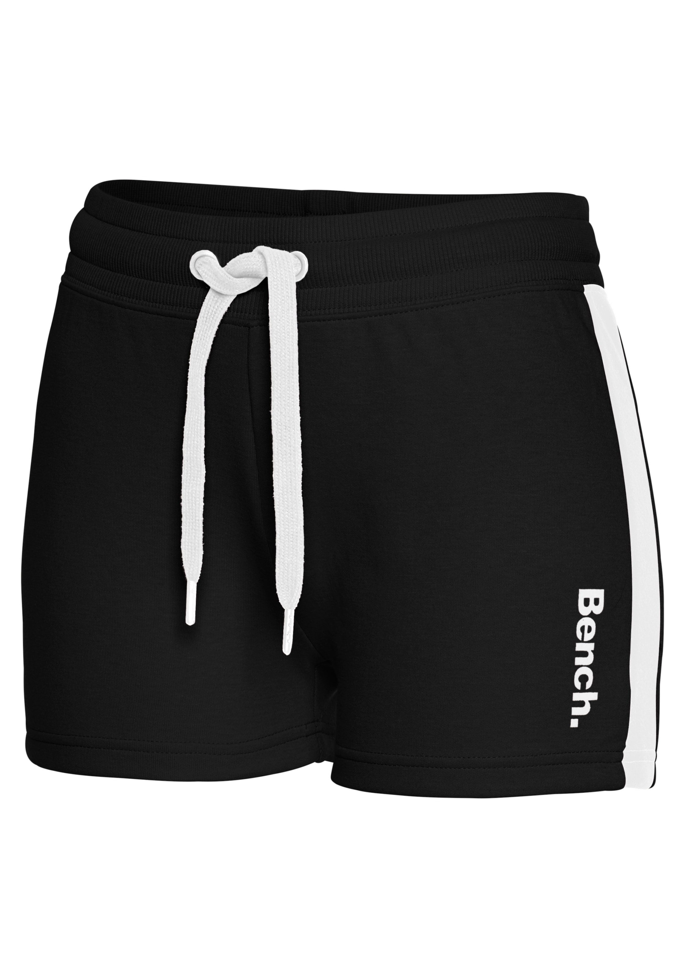Bench. Loungewear Relaxshorts, Kurze Hose mit Seitenstreifen, Loungewear