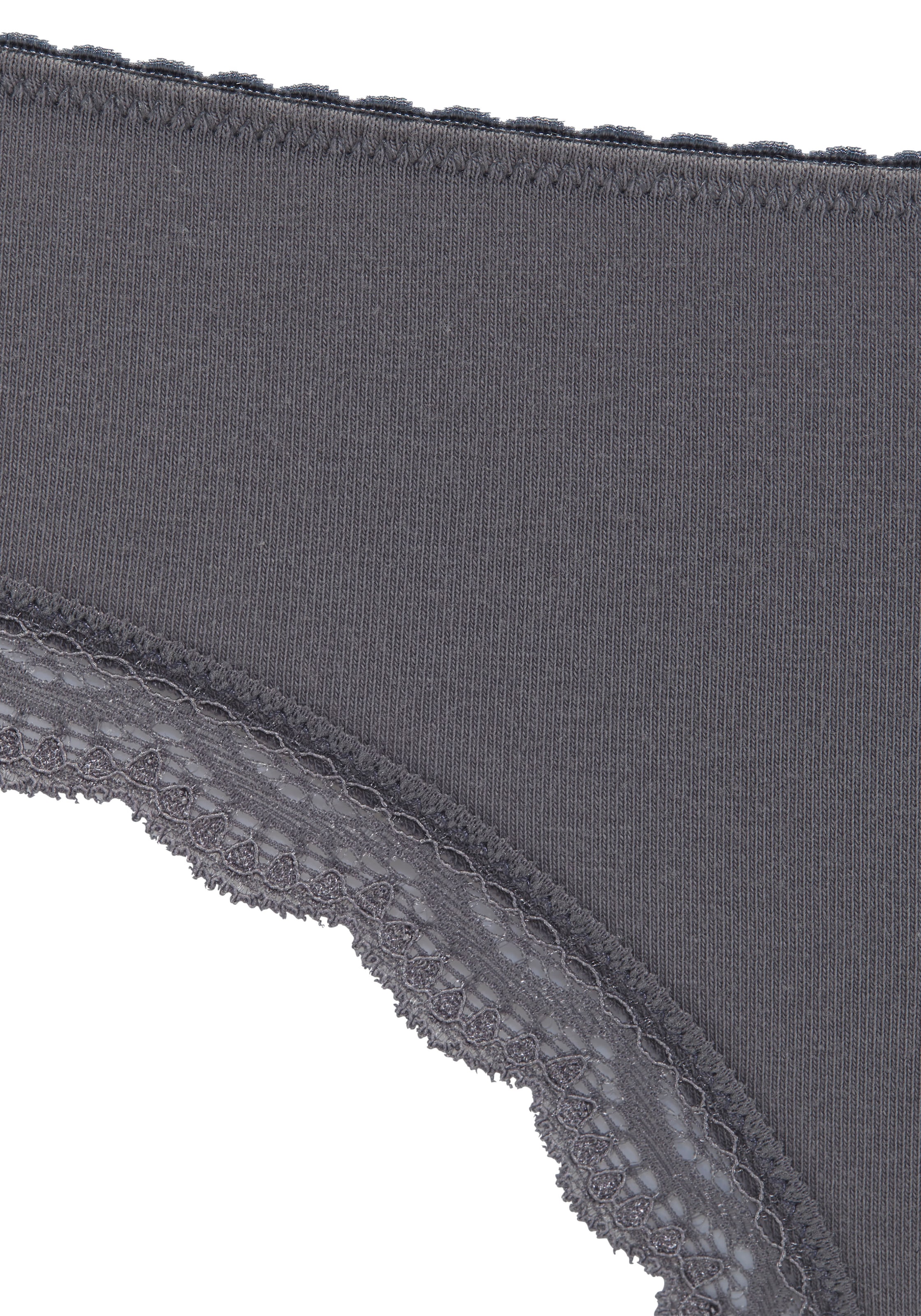 LASCANA Brasilslip , aus elastischer Baumwolle mit zarter Spitze, mit Aufbewahrungsbox