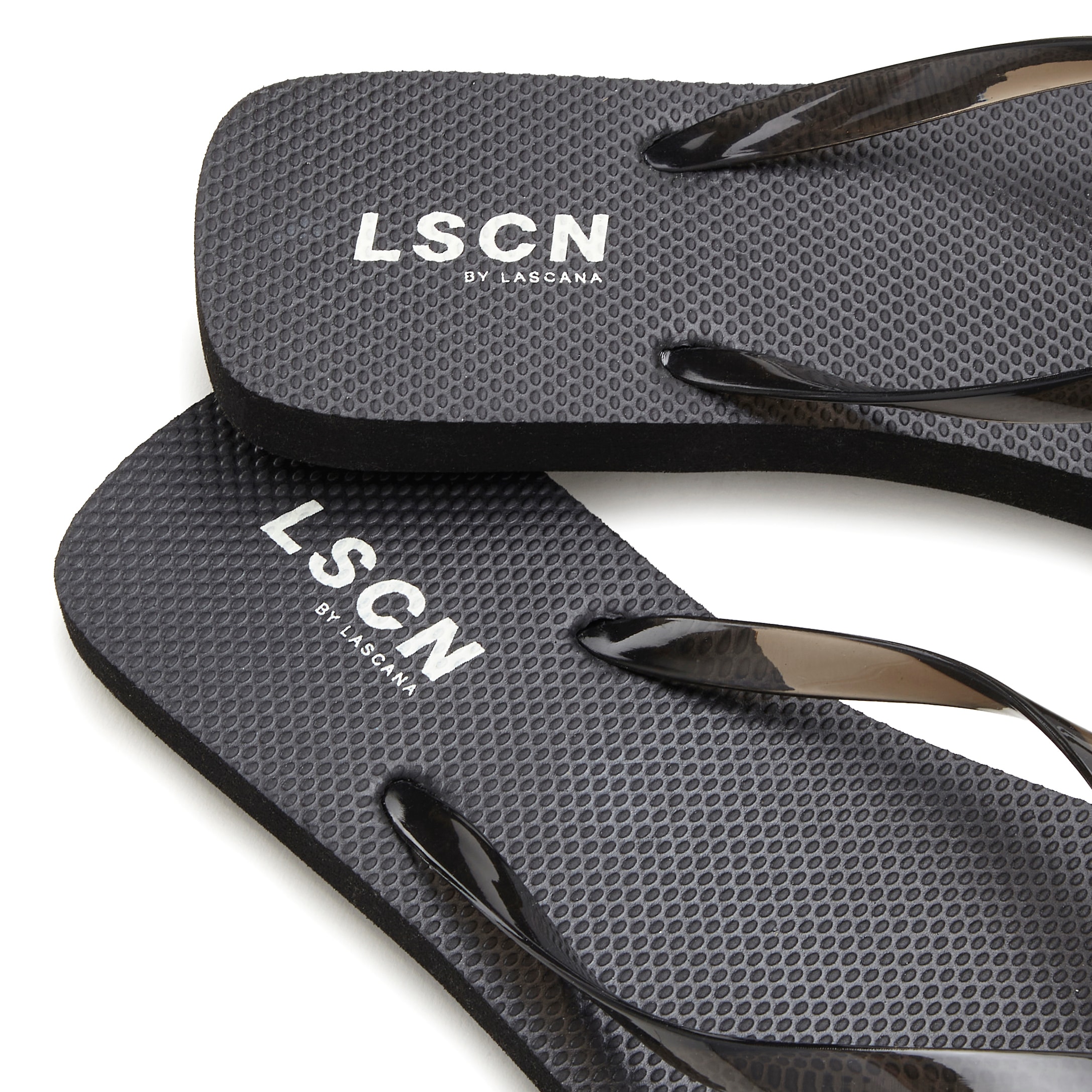 LSCN by LASCANA Badezehentrenner »Flip-Flops, Badelatsche, Badeschuhe, Sandale, Pantolette, Badeschlappe«  NEU Zehentrenner, Sommerschuhe in modischer Karree-Form VEGAN
