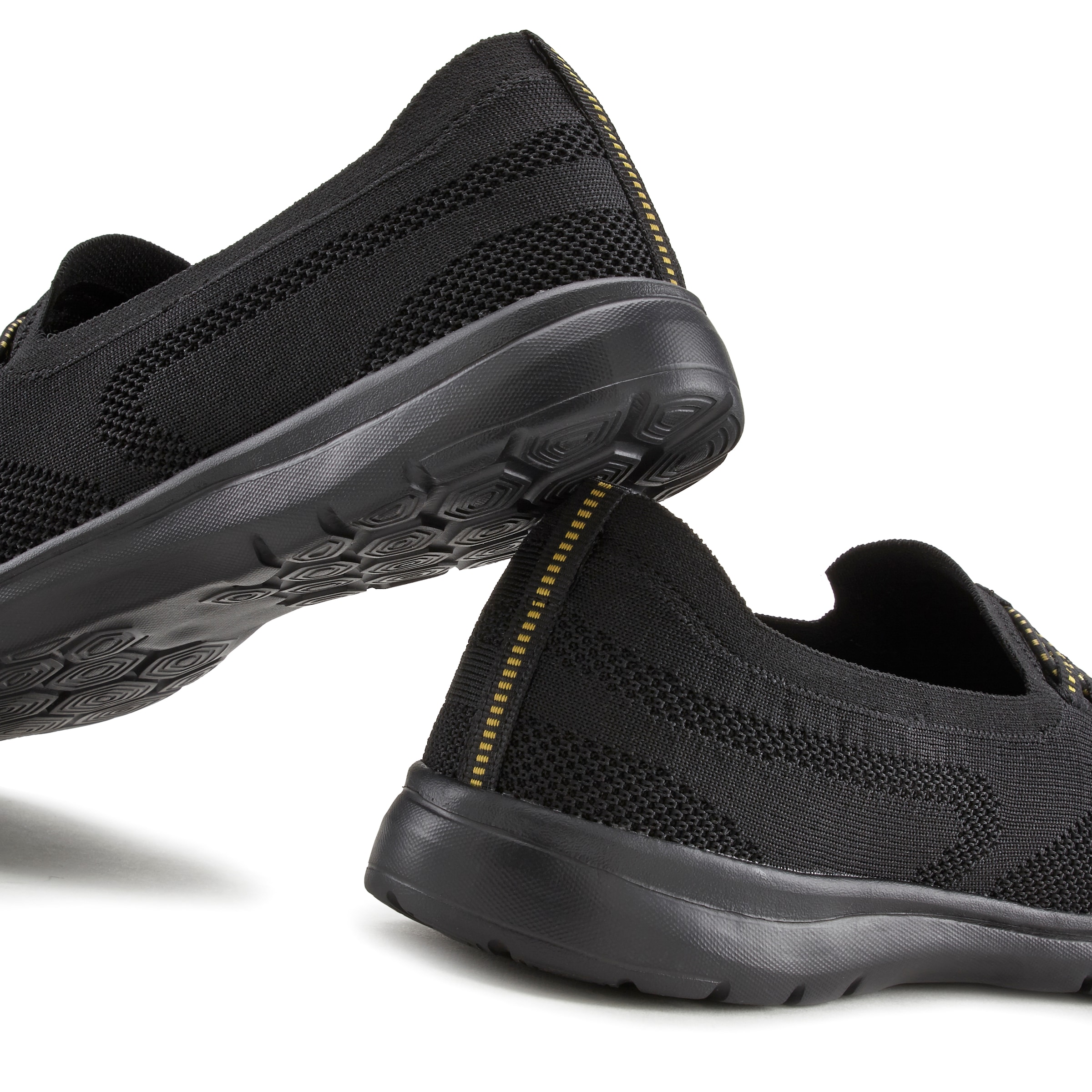 LASCANA Sneaker »Slipper, Halbschuh, leichtes Meshmaterial«, zum Reinschlüpfen mit elastischen Schnürbändern VEGAN