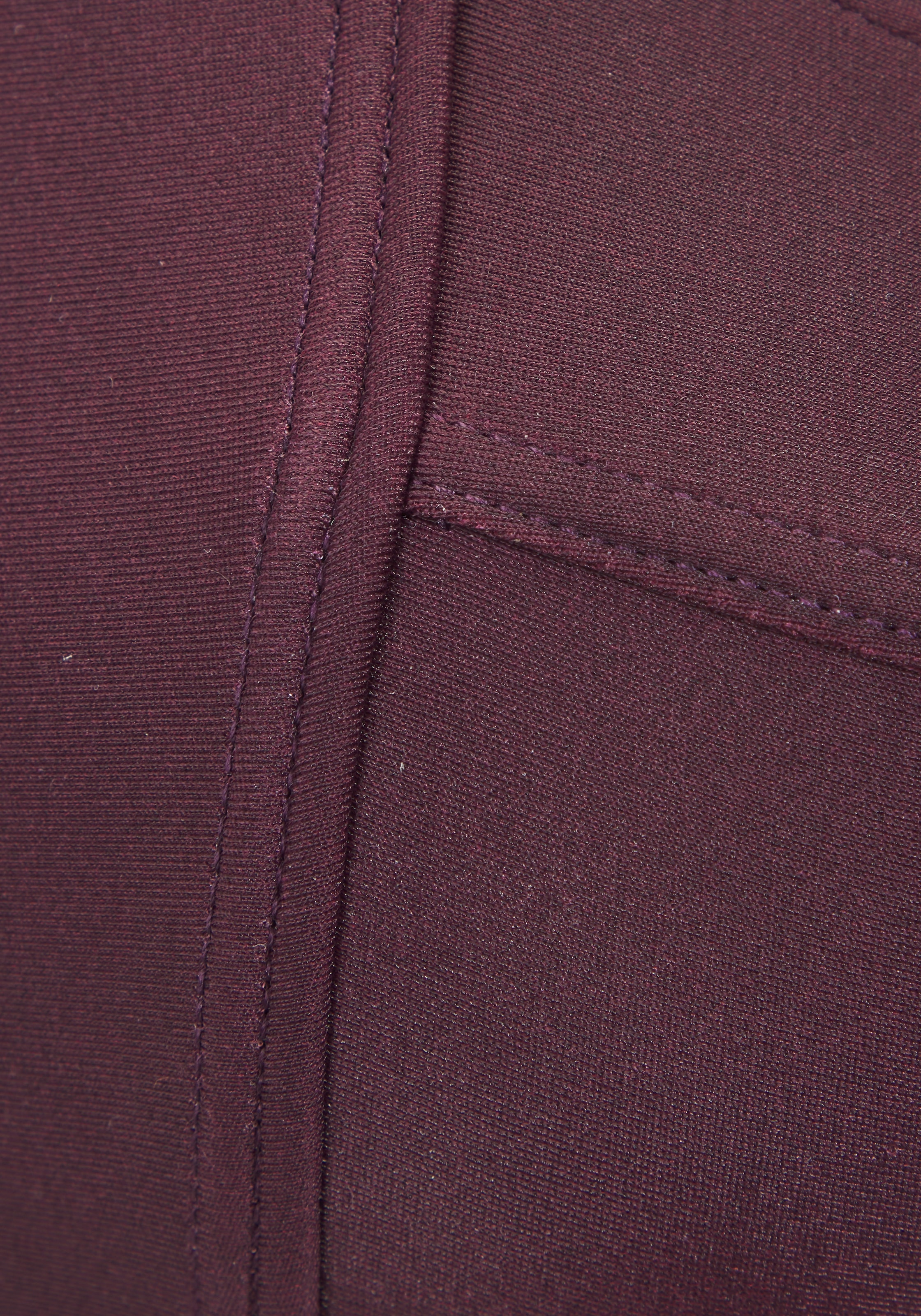 LASCANA Bügel-Bikini-Top »Lolo« in modischer Schnittform