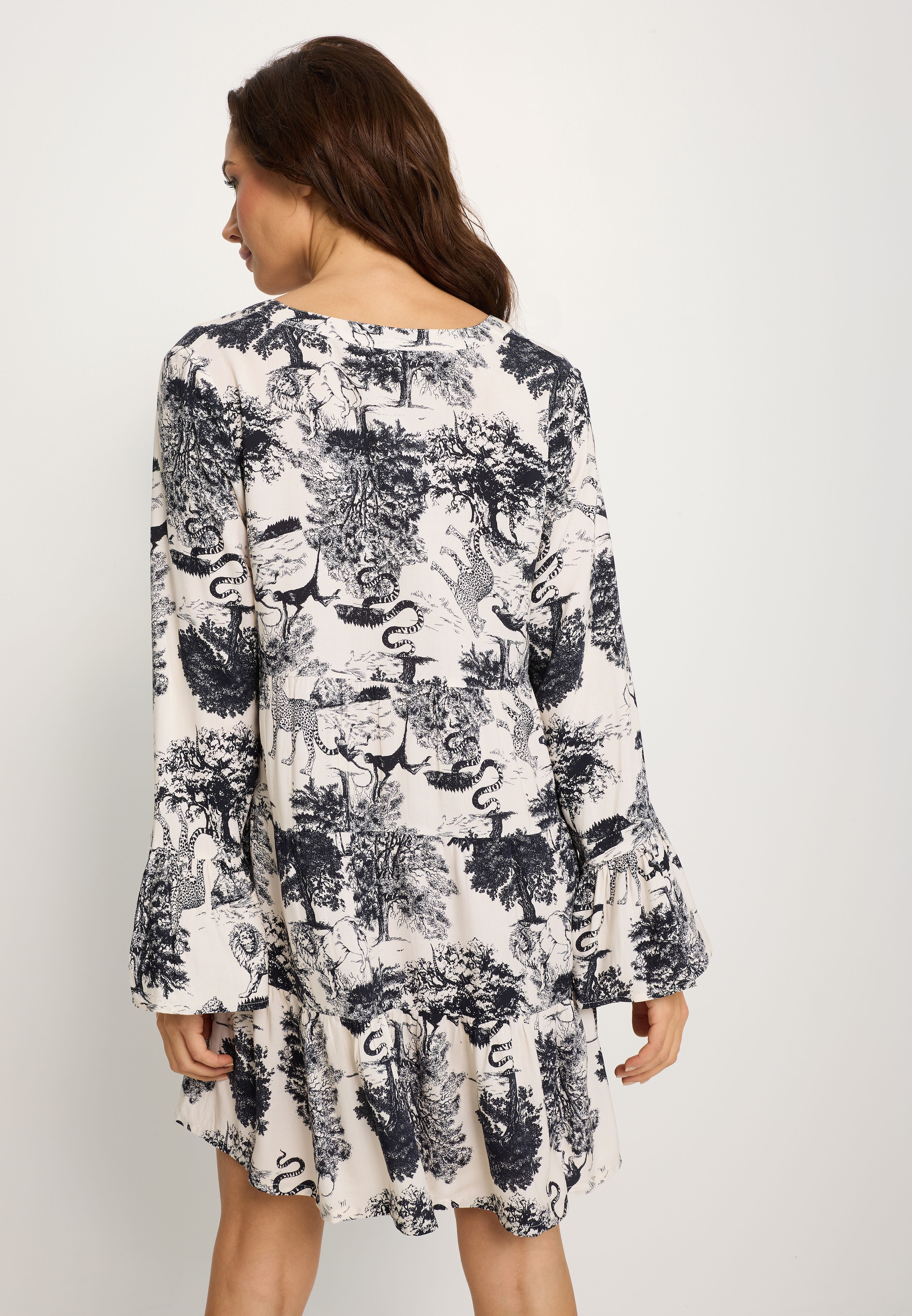 LASCANA Strandkleid mit Alloverdruck, Tunika, Blusenkleid aus Viskose