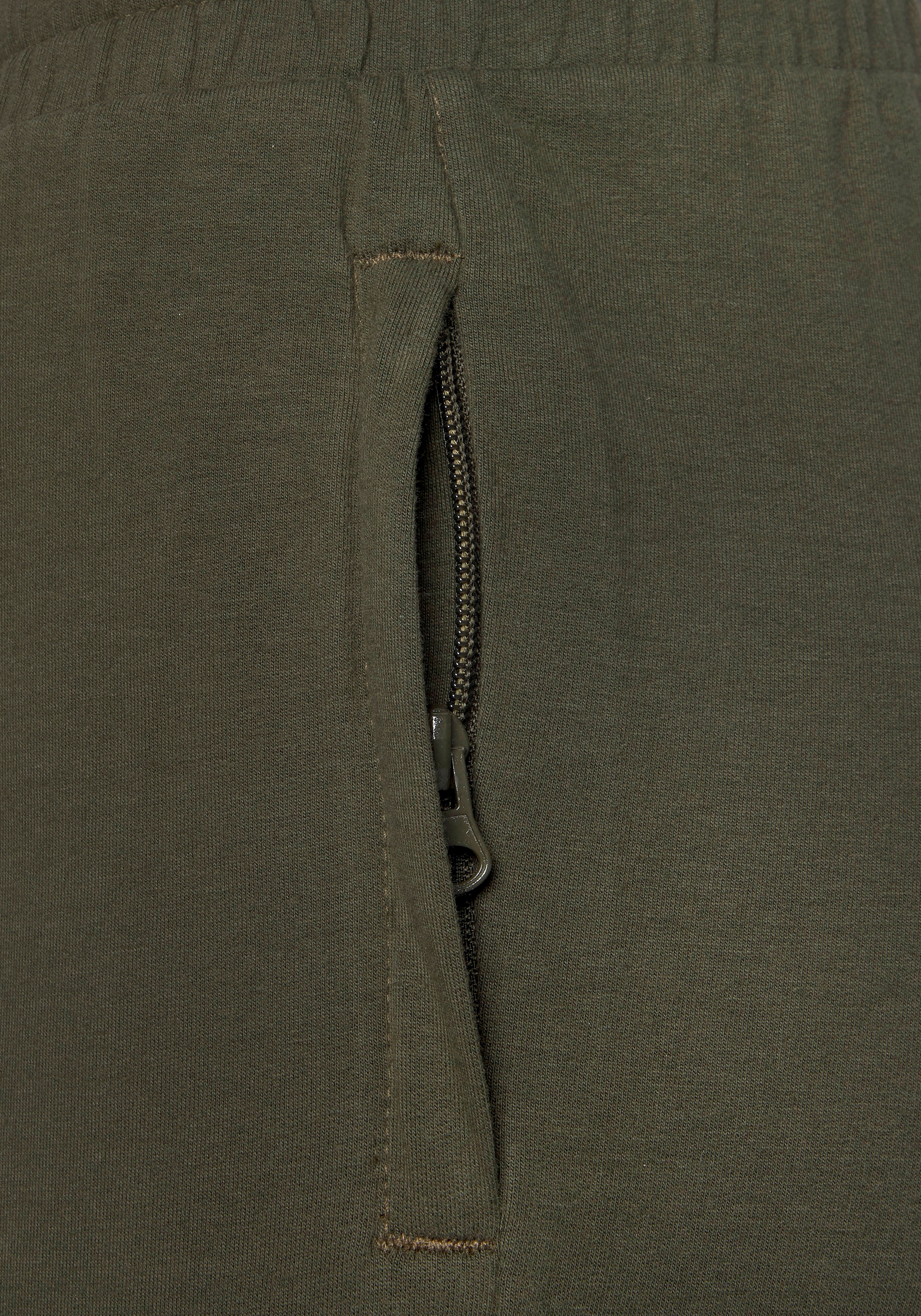 Bench. Loungewear Homewearhose, mit Reißverschluss Taschen, Loungeanzug