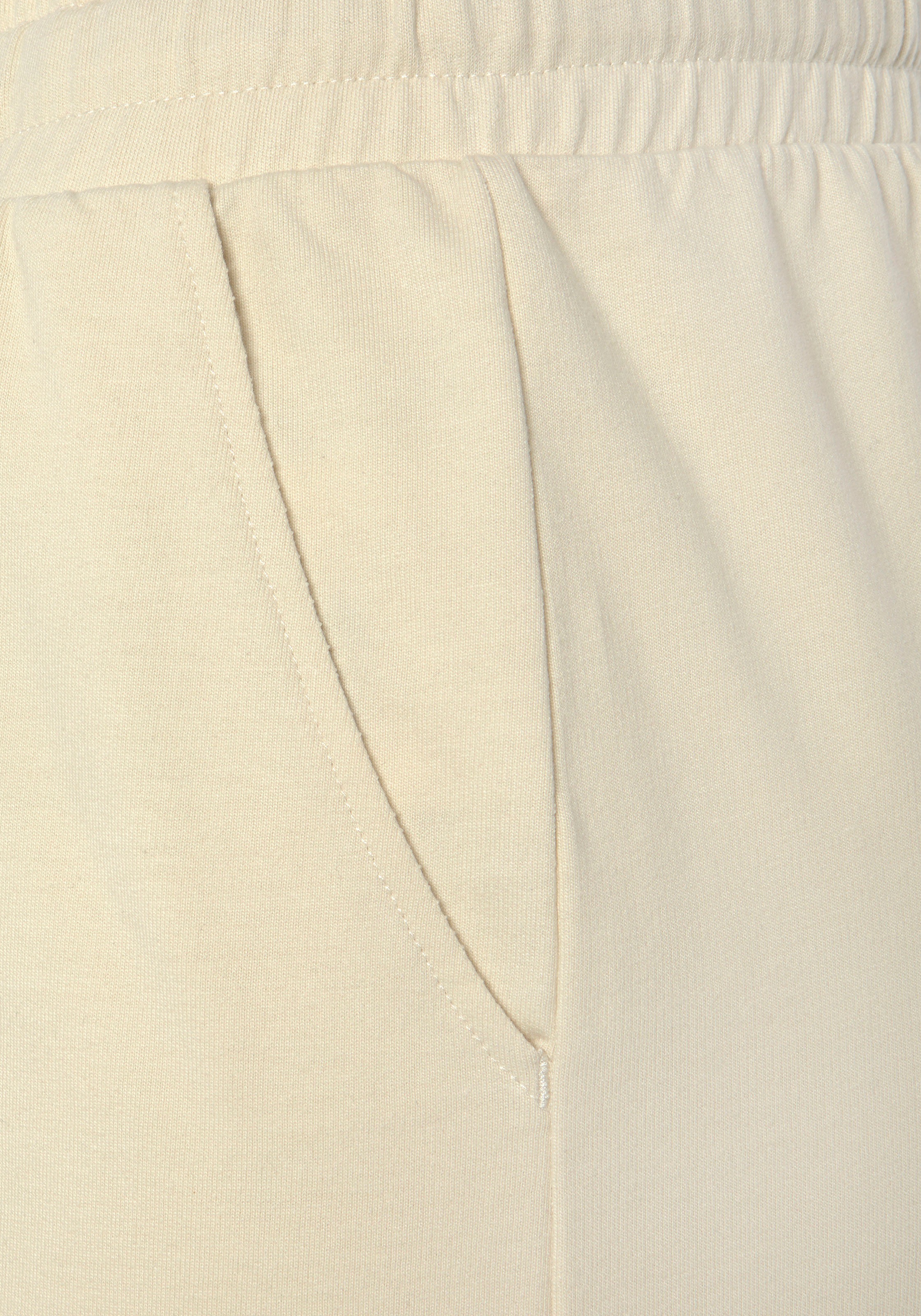 FCUK Sweatpants, mit Logodruck am Bein, Loungewear