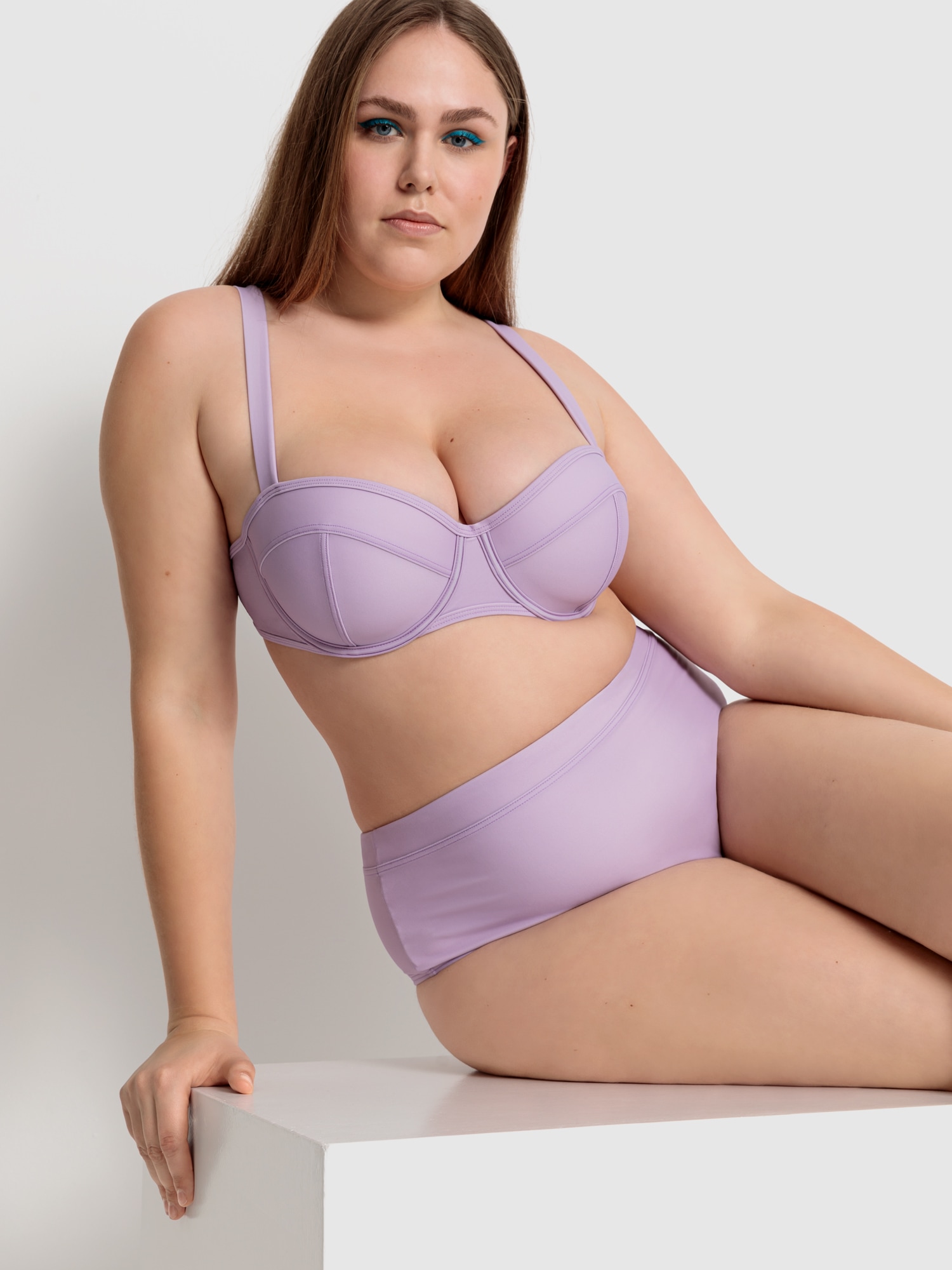 LSCN by LASCANA Bügel-Bikini-Top »Gina«, mit Ziernähten