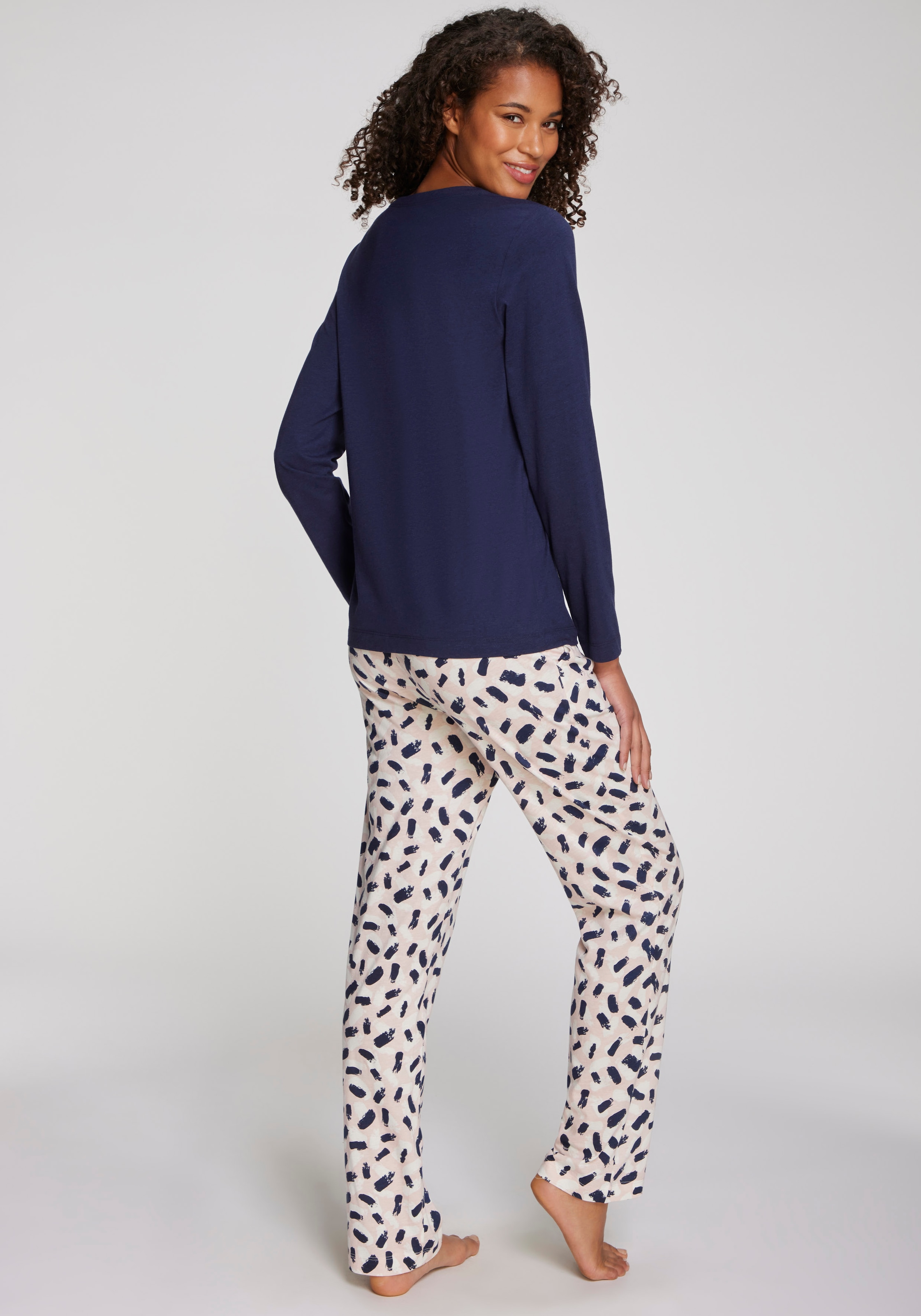 s.Oliver Longsleeve Mit kleinem Frontprint