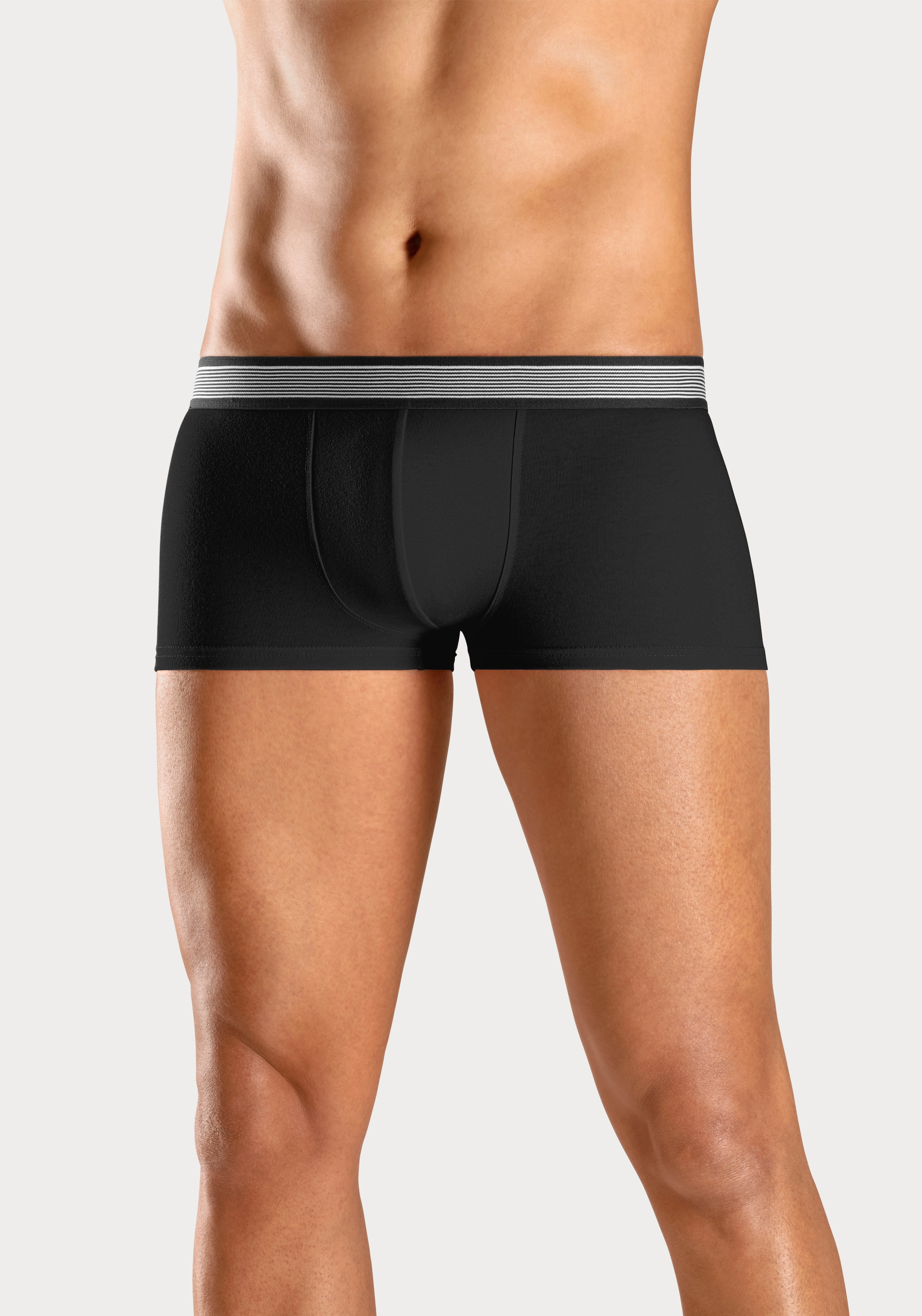 H.I.S Hipster, (Packung, 4 St.), knapp sitzende Boxershorts aus Baumwollmischung