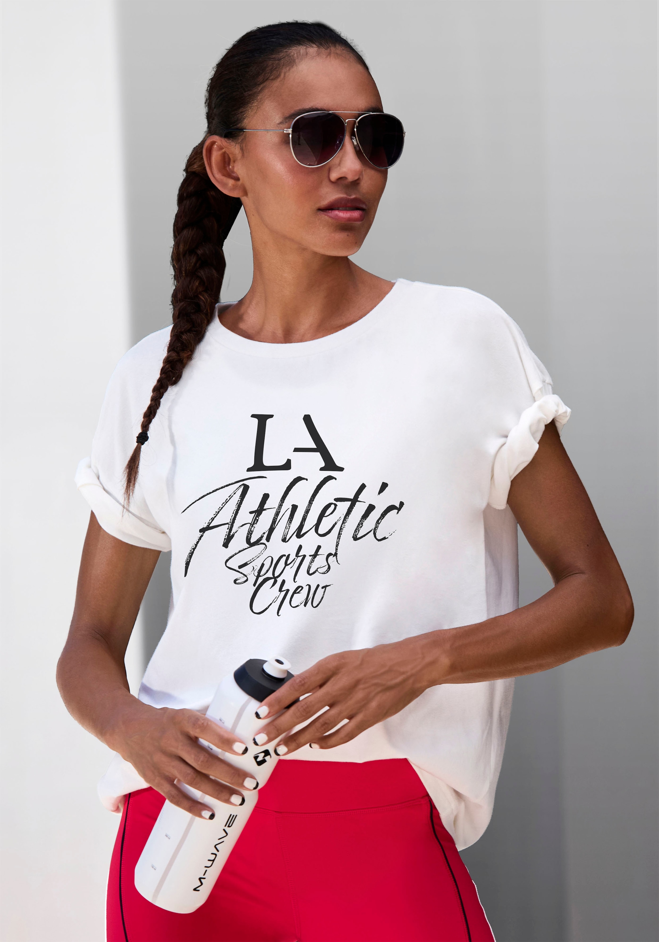 LASCANA ACTIVE T-Shirt, im Oversize-Schnitt mit sportlichem Schriftzug