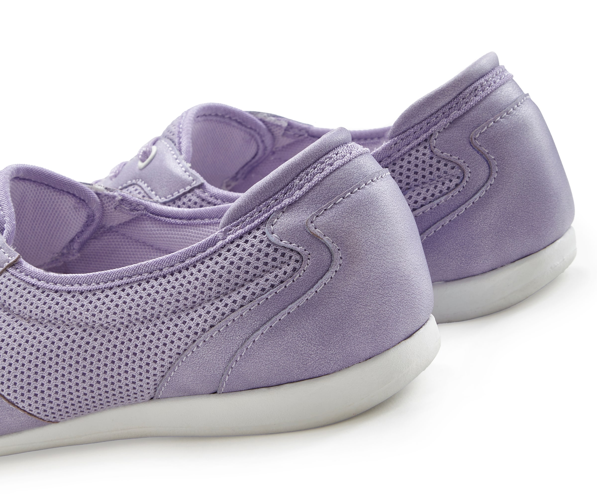LASCANA Sneaker, Freizeitschuh, Halbschuh in modischer Mesh-Optik VEGAN