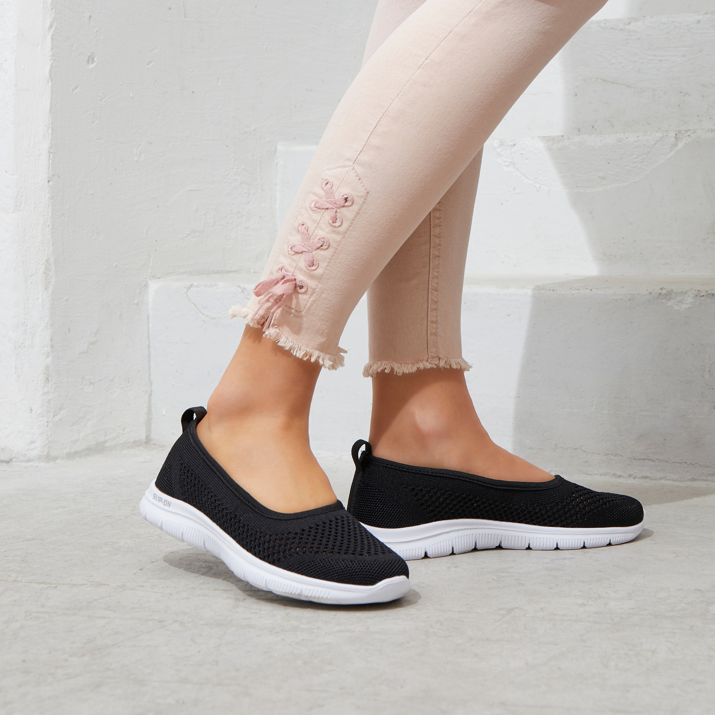 LASCANA Sneaker Ballerinas, ultraleichter Slipper, Freizeitschuh zum Reinschlüpfen VEGAN