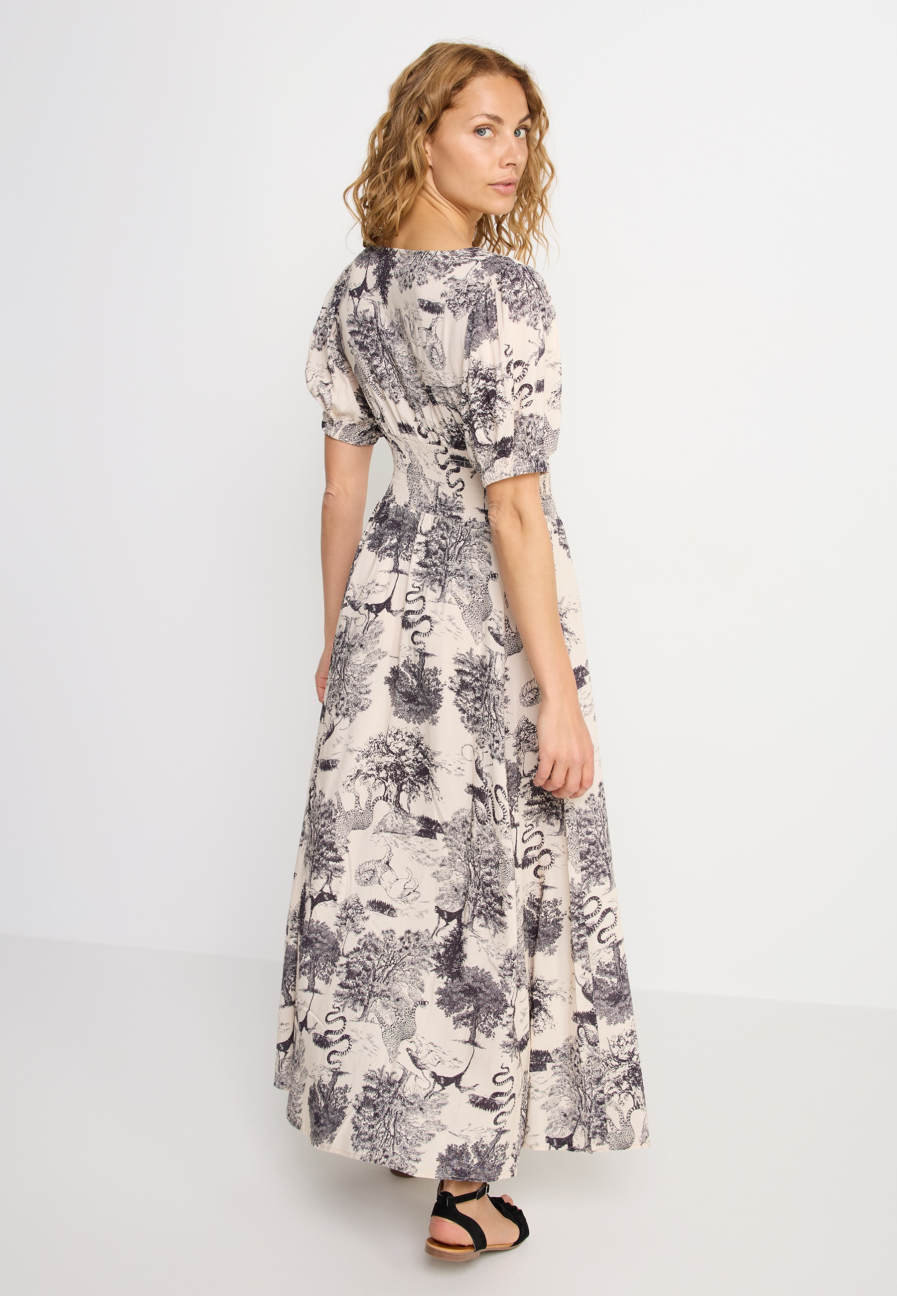 LASCANA Maxikleid mit Alloverdruck und V-Ausschnitt, Sommerkleid, Strandkleid