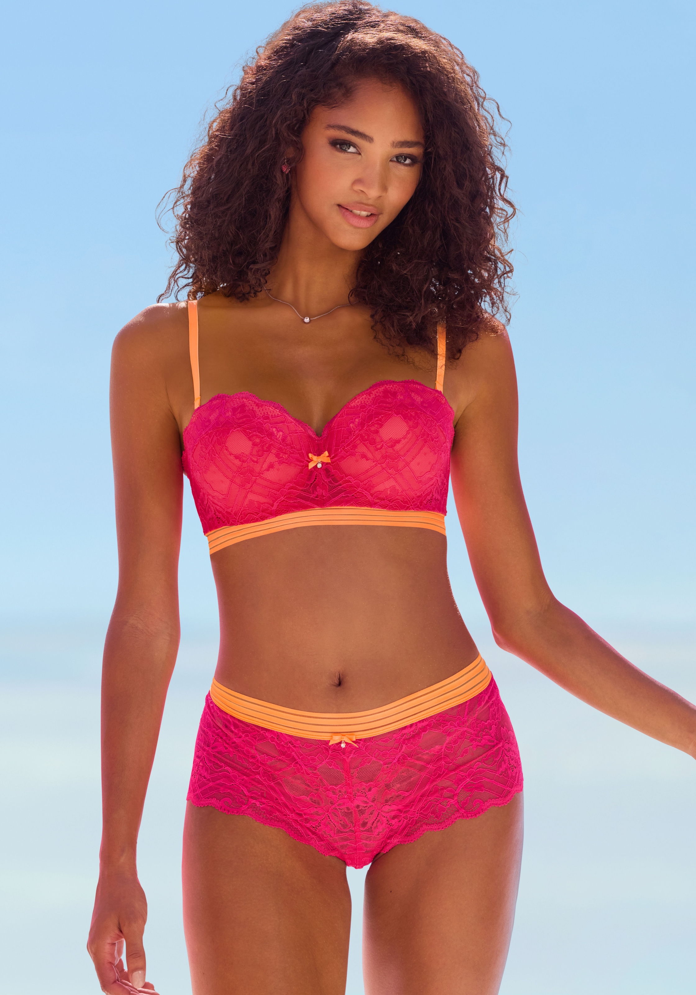 Vivance Panty, aus elastischer Spitze mit modischen Kontrastfarben