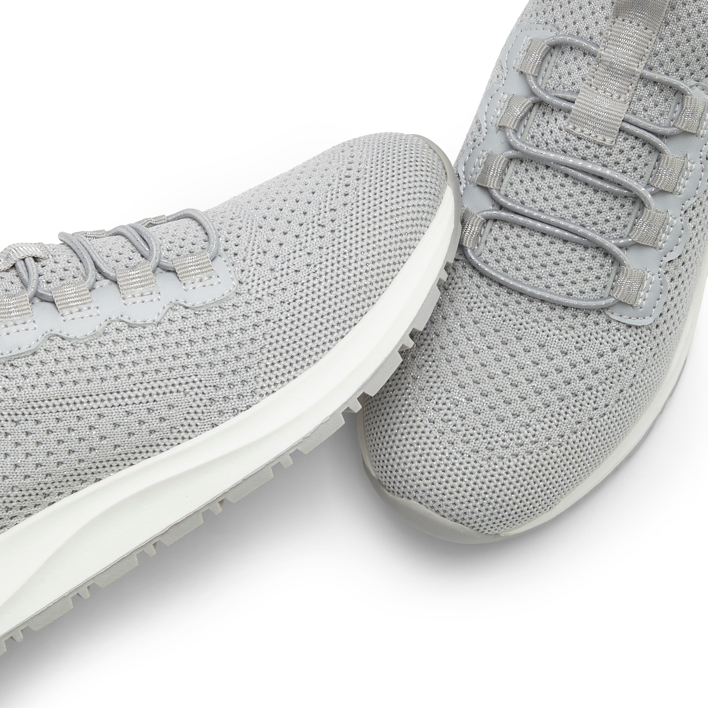 Vivance Sneaker »Freizeitschuh, Halbschuh,«  aus Textil zum Reinschlüpfen mit elastischen Schnürbändern VEGAN