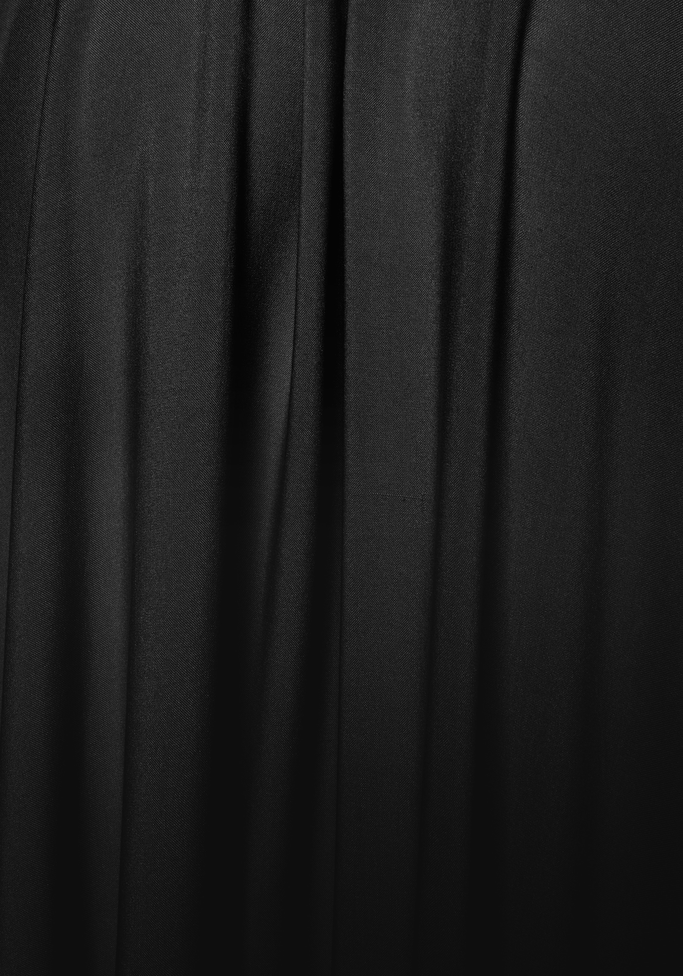 LASCANA Maxikleid, aus gewebter Viskose, Cut-Out am Rücken, Sommerkleid