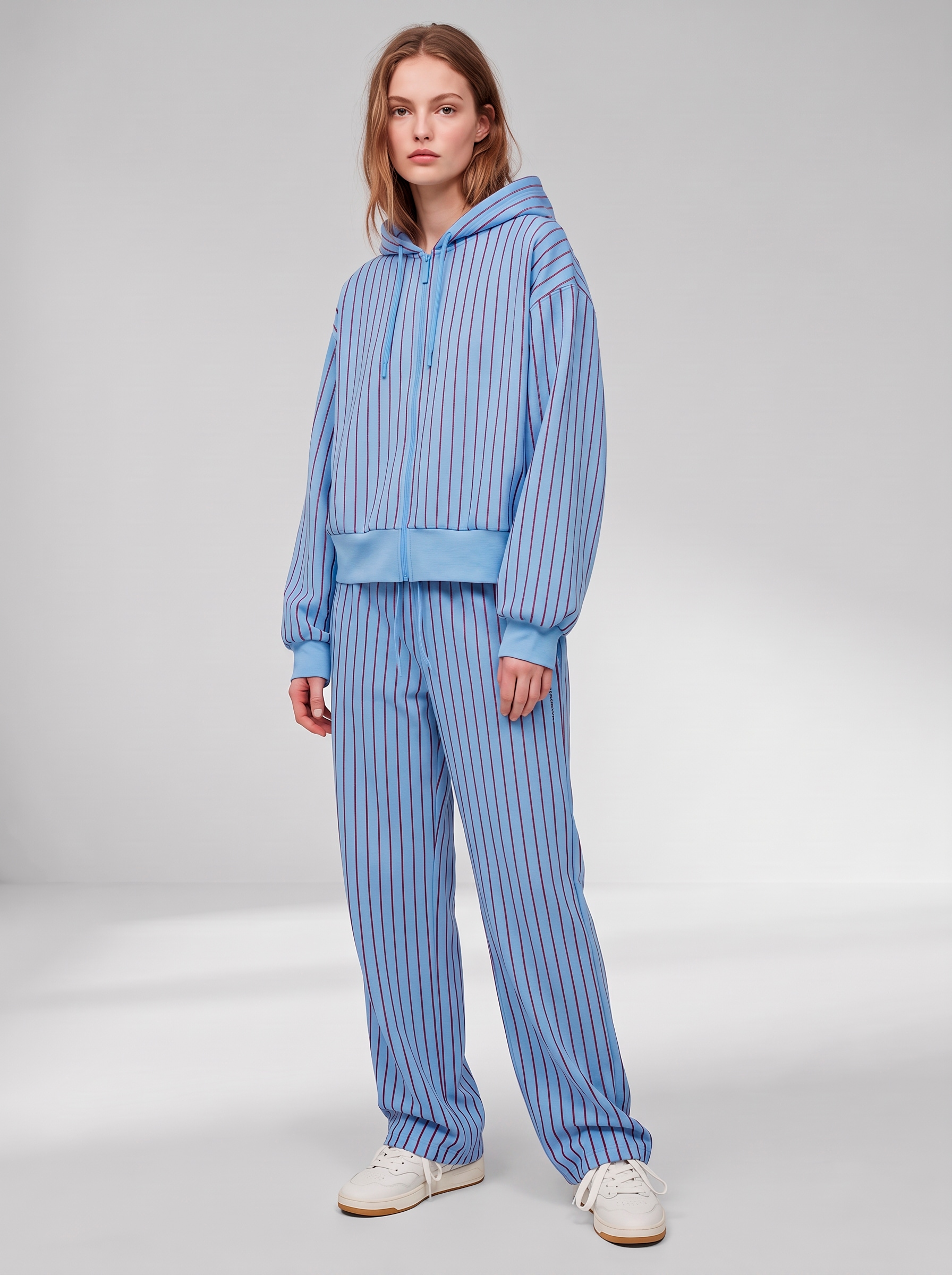 Copenhagen Studios Kapuzensweatjacke modischer Streifen, hochwertig und weich