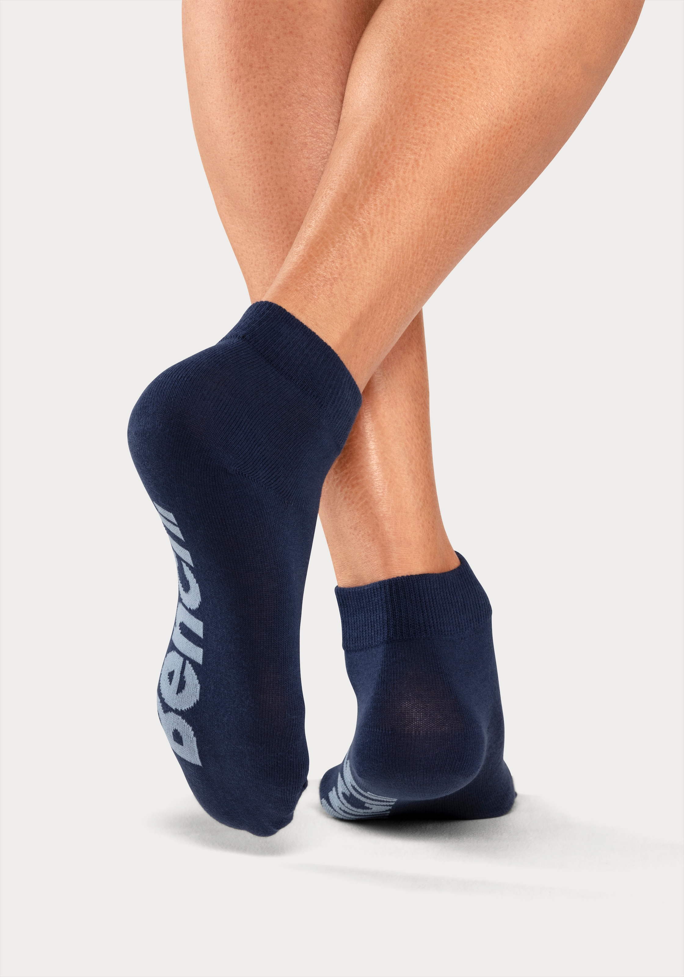 Bench. Kurzsocken, (Federtasche, 7 Paar), in ansprechendem Mäppchen mit Reißverschluss