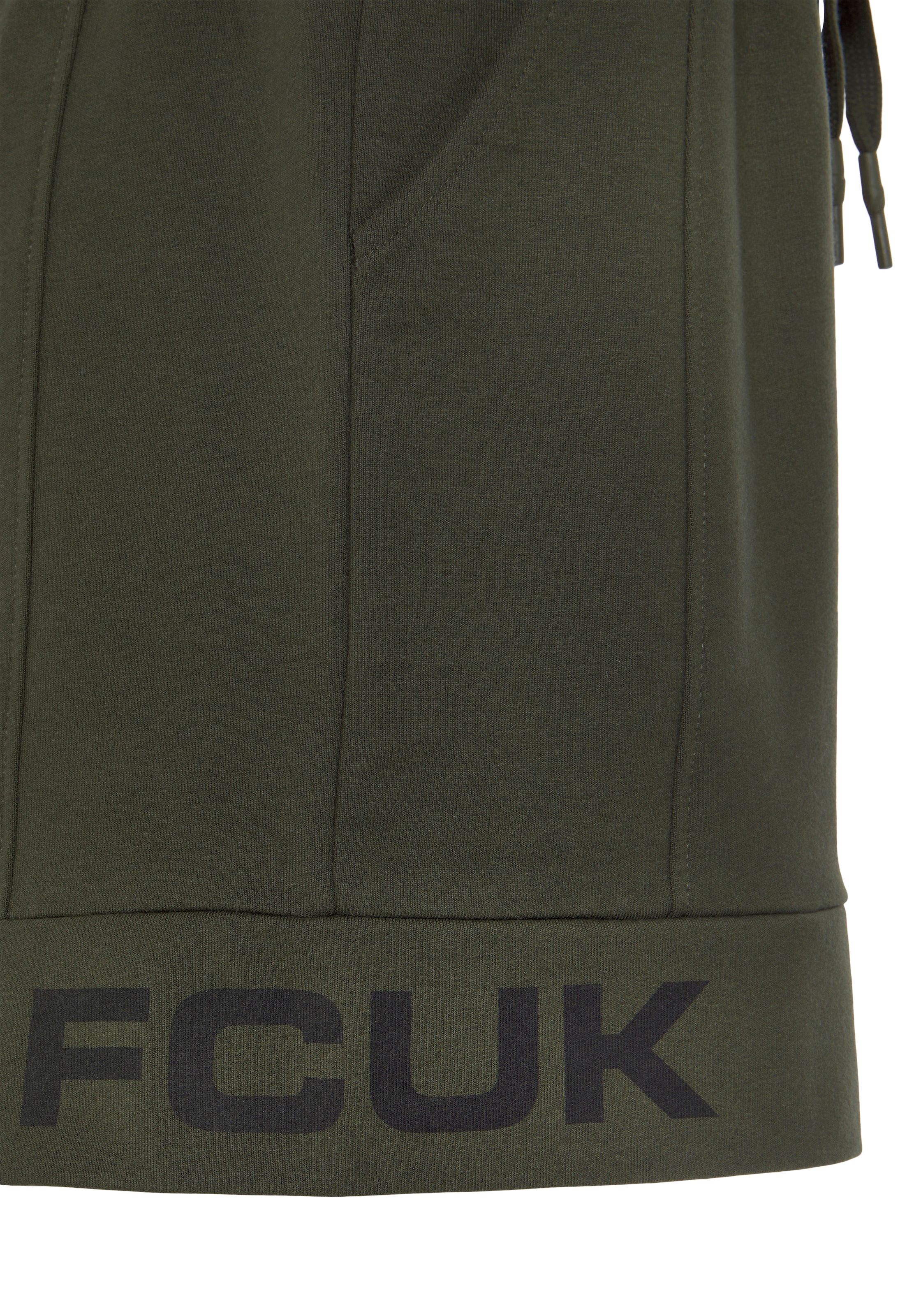 FCUK Sweatshorts, mit Längsteilungsnaht und Logoschriftzug, Loungewear