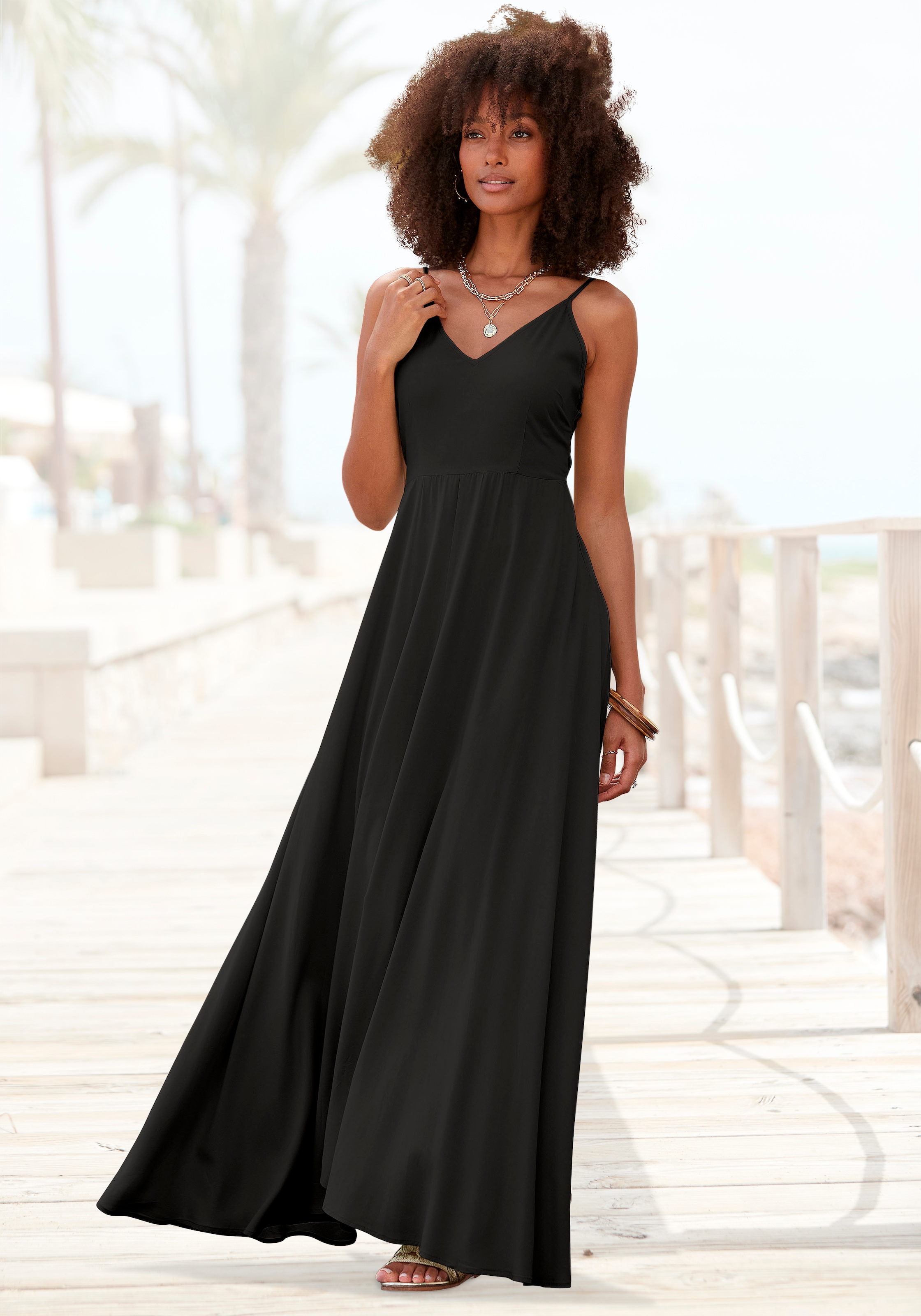 LASCANA Maxikleid aus gewebter Viskose, Cut-Out am Rücken, Sommerkleid