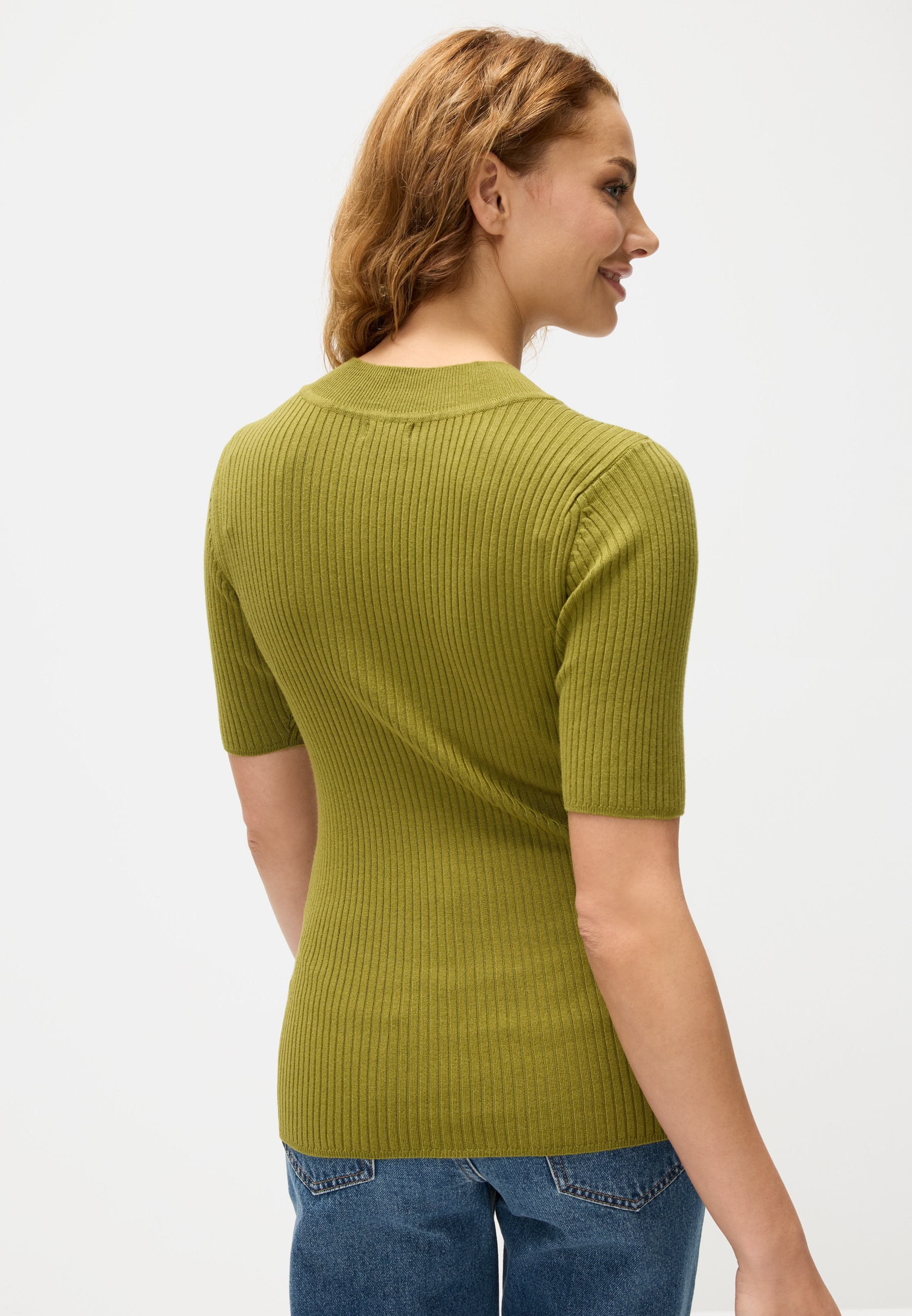 LASCANA Kurzarmpullover mit Rippstruktur, figurbetonter Strickpullover, Basic