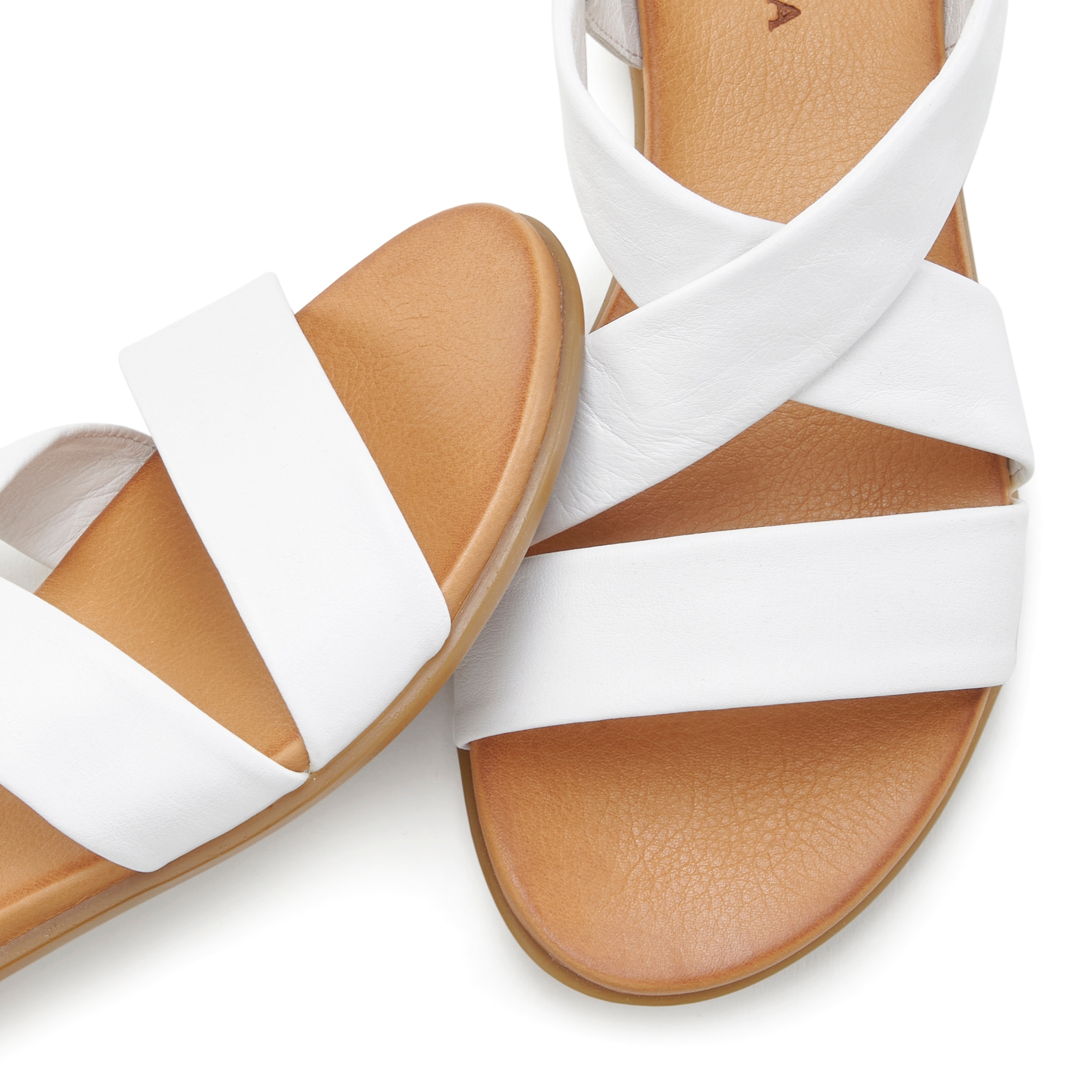 LASCANA Sandale »Sommerschuh«, aus Leder mit raffinierten Riemchen, Sandalette, Sommerschuh