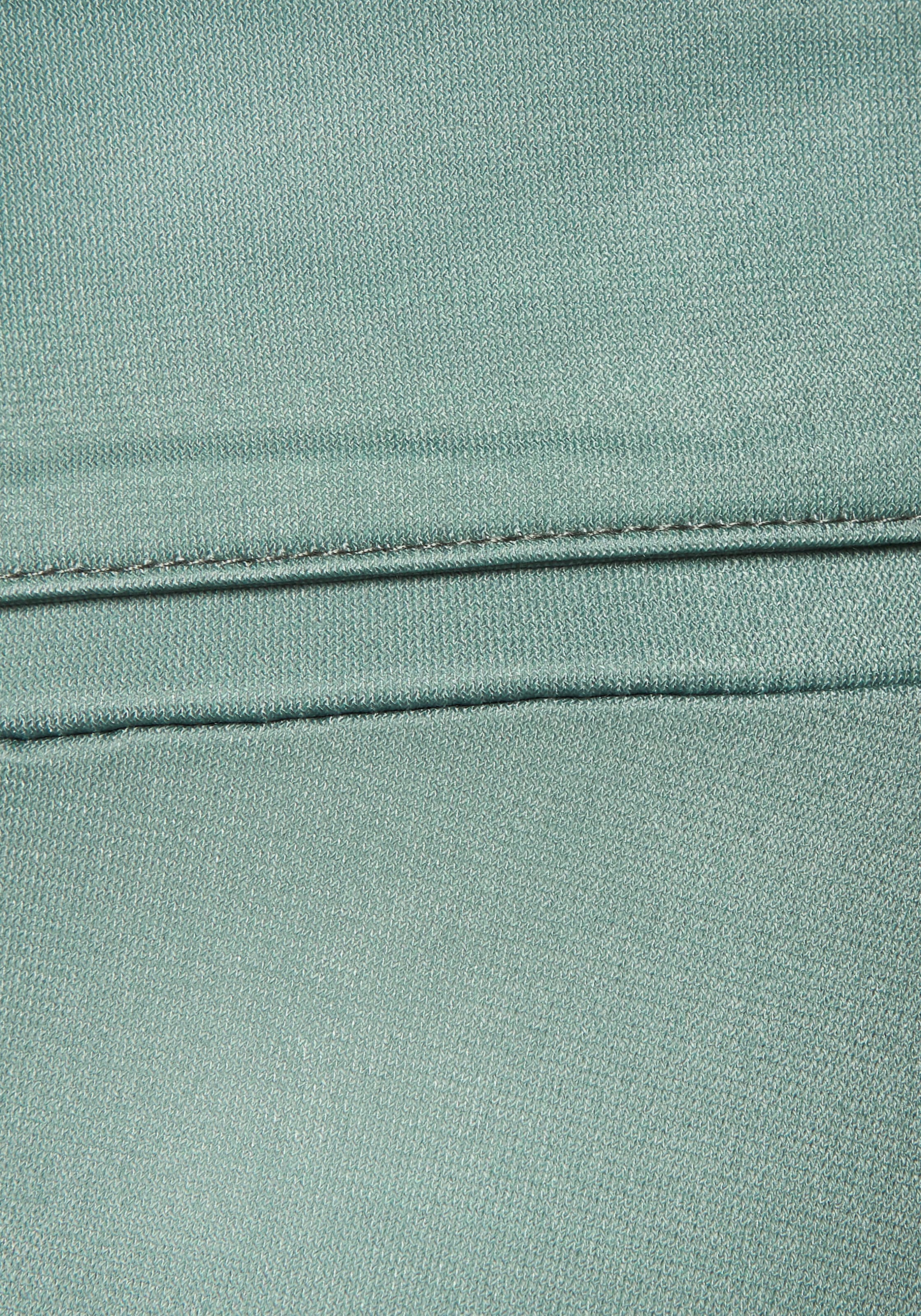 LASCANA Midikleid, mit dekorativen Riegeln und goldenen Zierknöpfen, bügelfrei