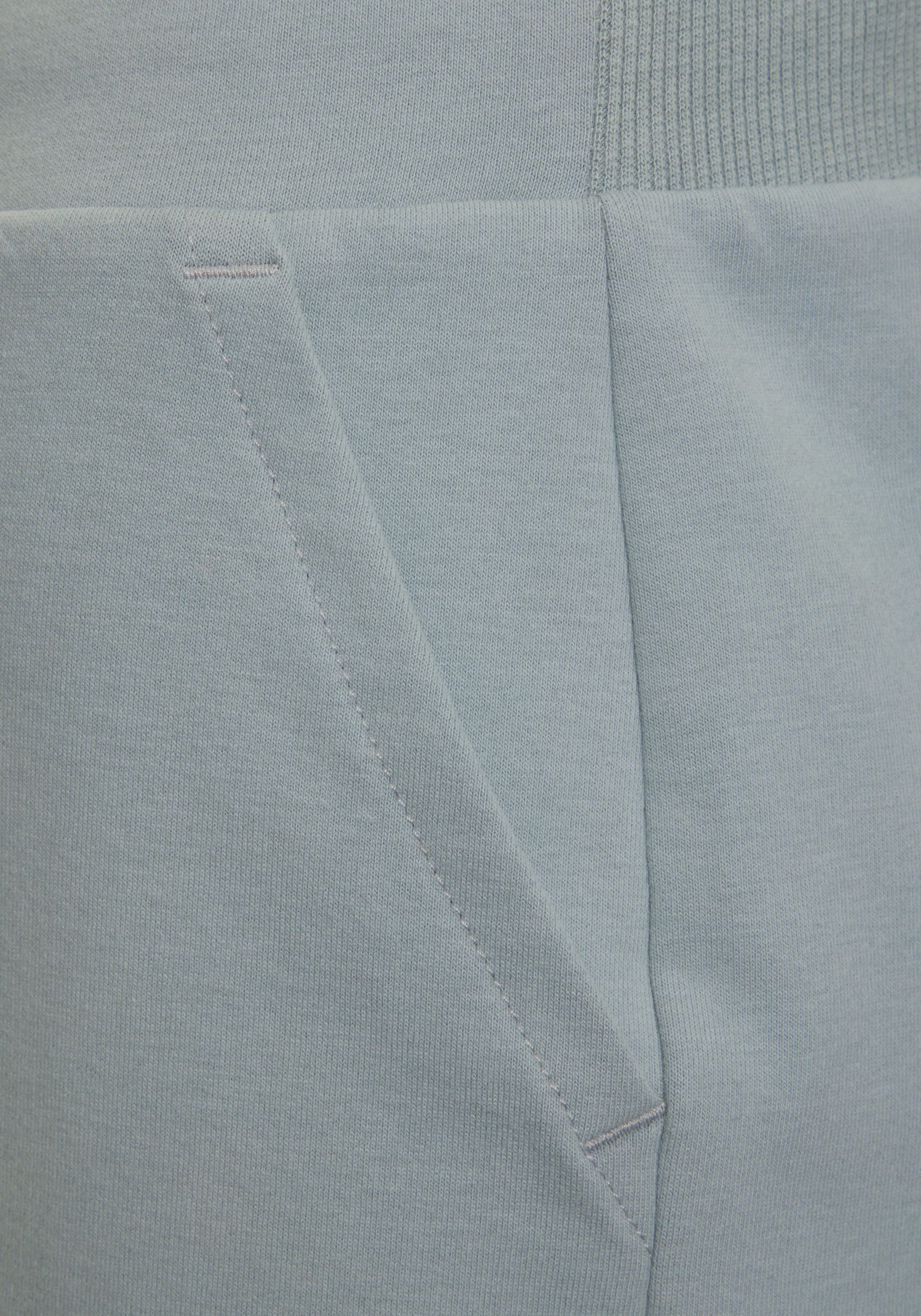 Elbsand Sweatshorts »Vivi«  mit Logodruck auf der Gesäßtasche