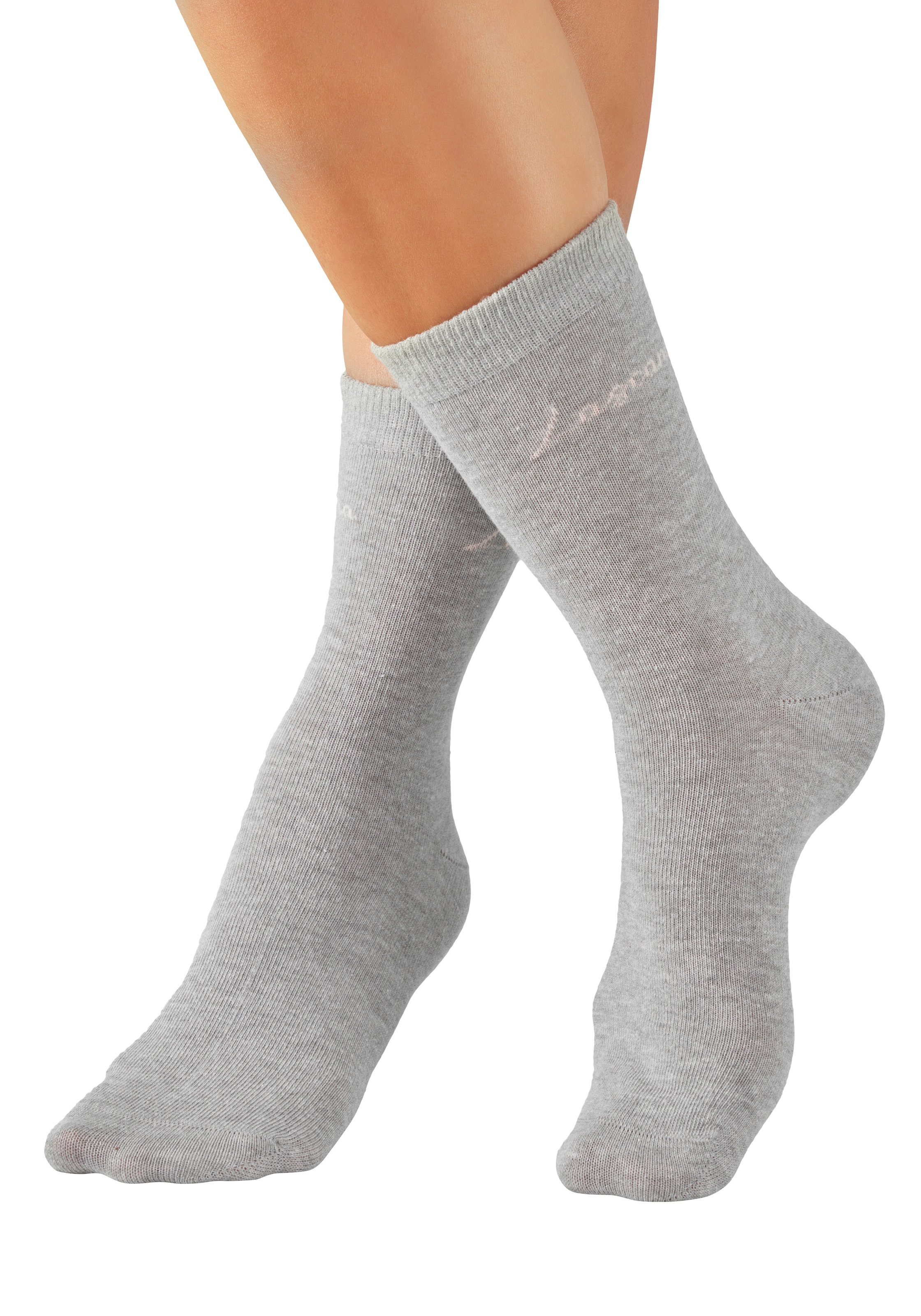 LASCANA Basicsocken »für Damen mit eingestricktem Markenlogo« Box, 7 Stk. tlg. in ansprechender Geschenkbox