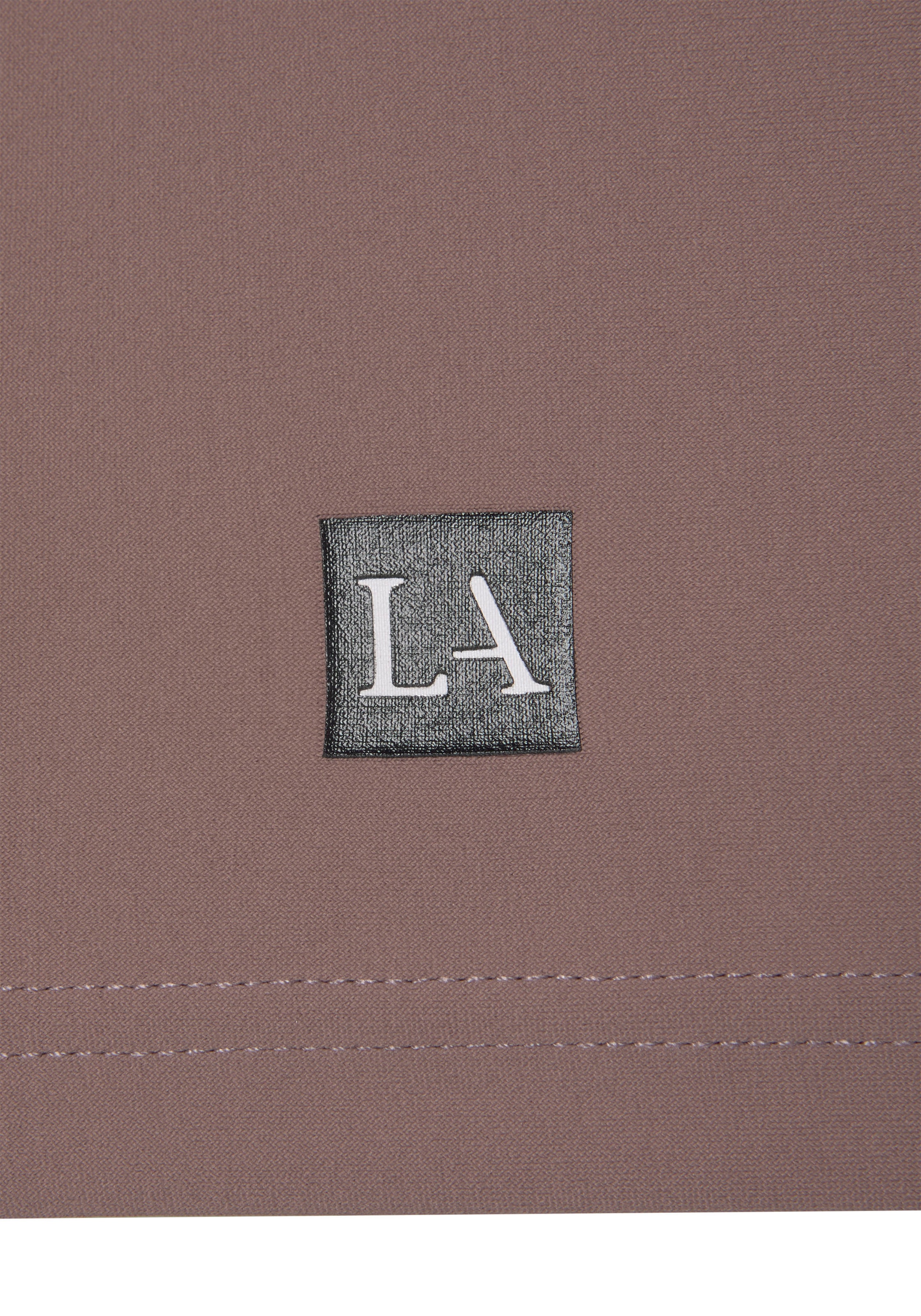 LASCANA ACTIVE Funktionsshirt, mit Cut-out im Rücken
