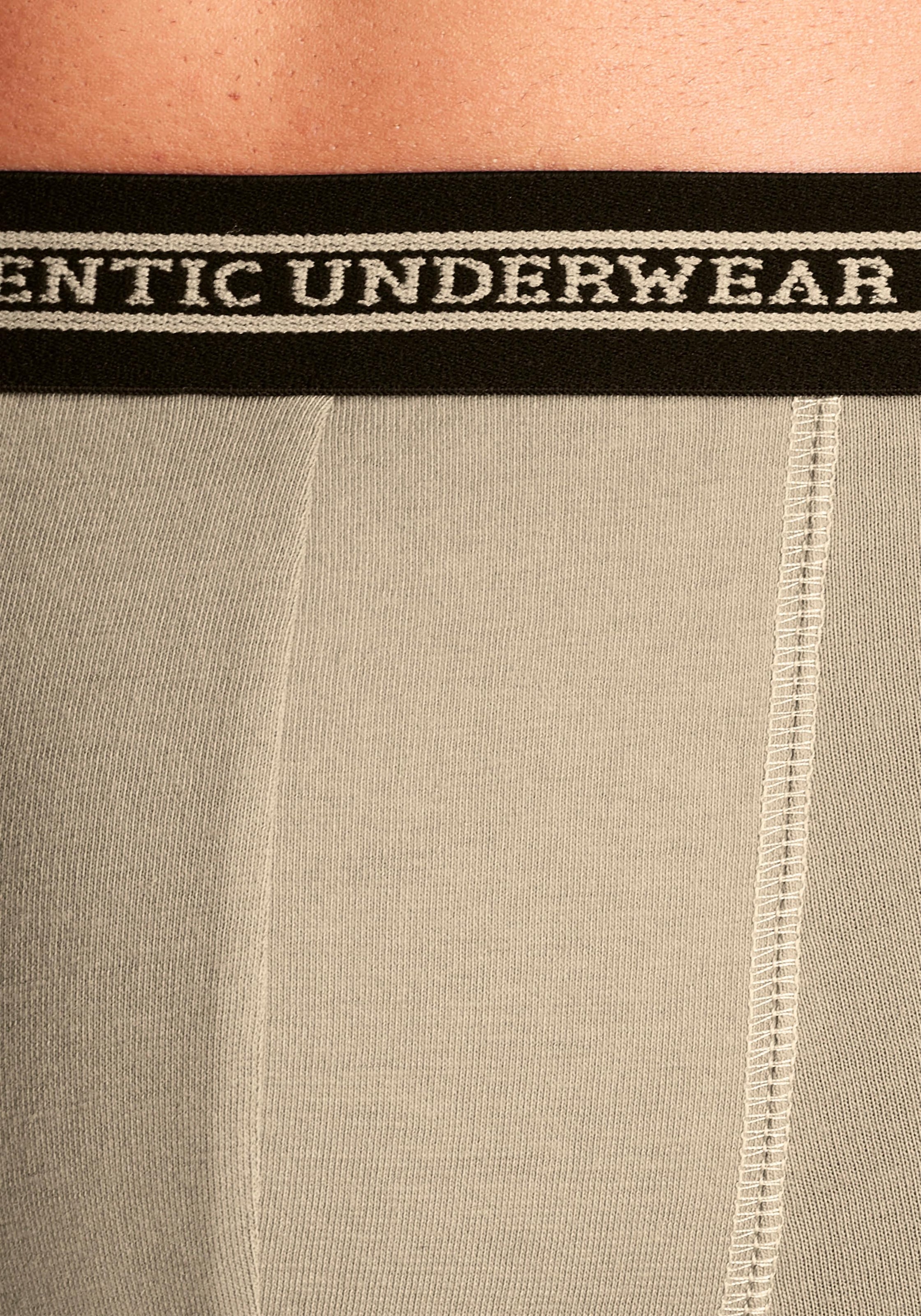 AUTHENTIC UNDERWEAR Boxer »Boxershorts für Herren«, (Packung, 4 St.), schwarzer Webbund mit Logoschriftzug