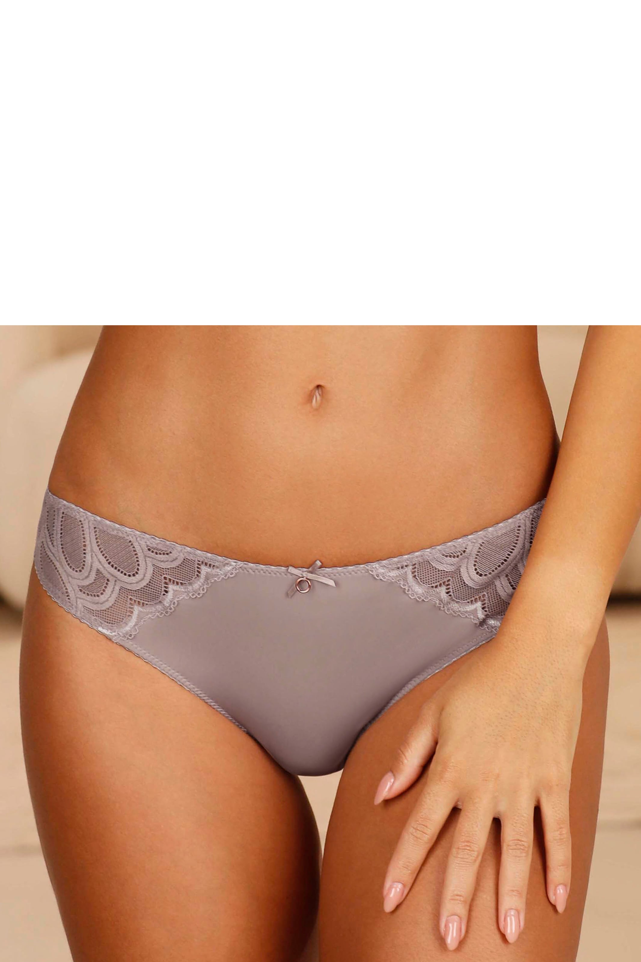 LASCANA Tanga »Evita«, mit Cutout hinten