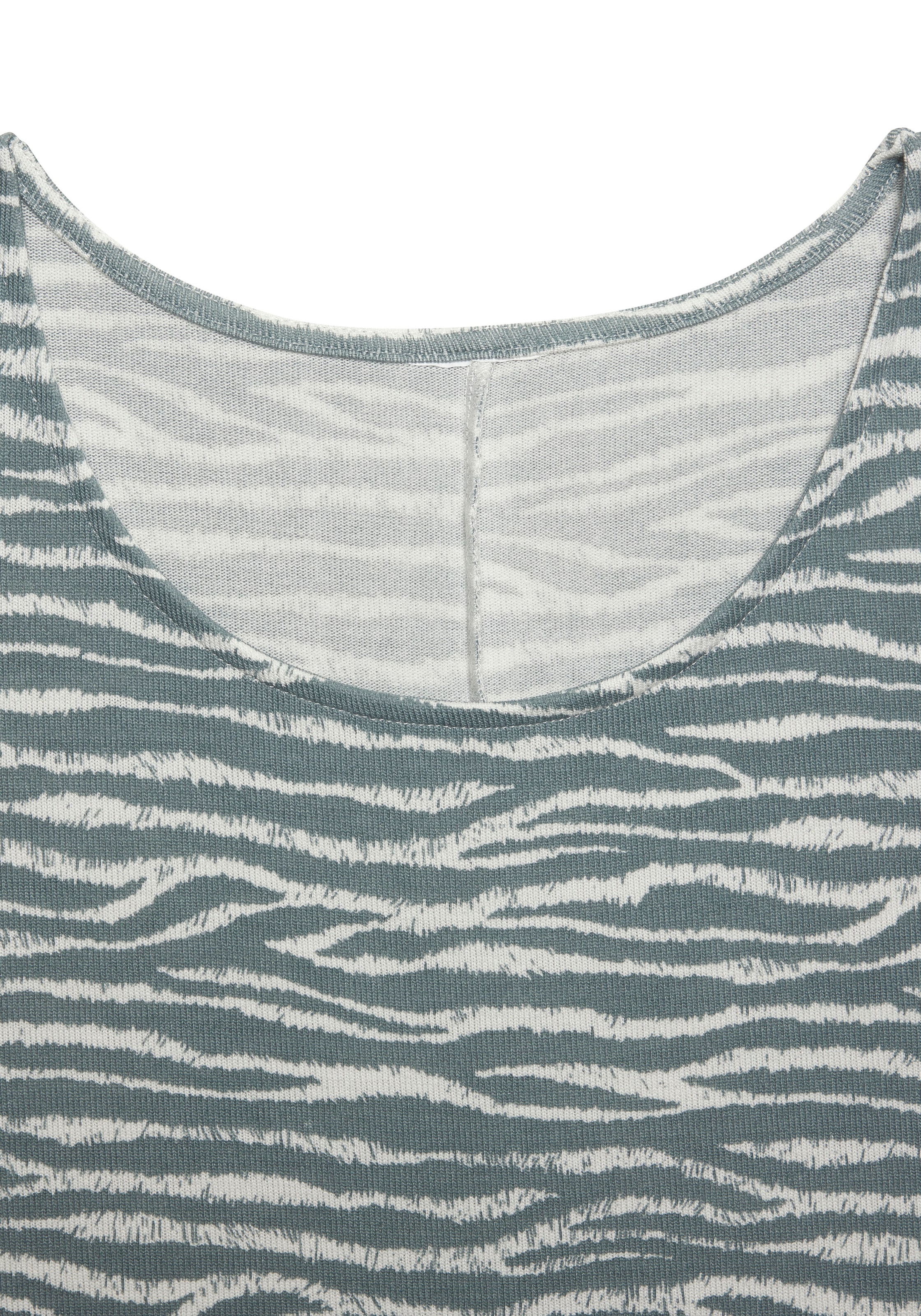 LASCANA 3/4-Arm-Shirt »mit modischem Zebra-Muster«, aus weichem Viskose-Strick