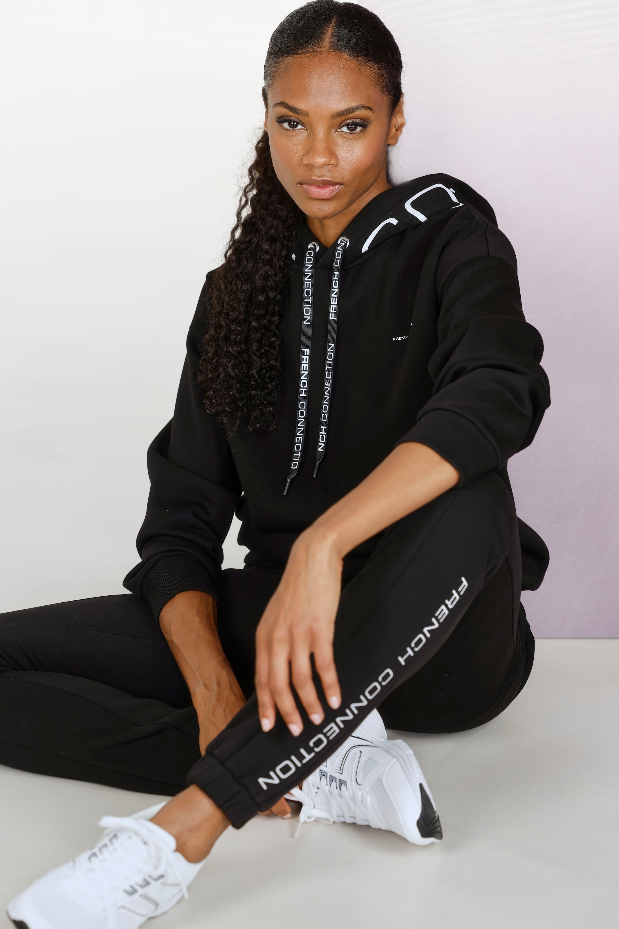 French Connection Kapuzenpullover mit Logodruck