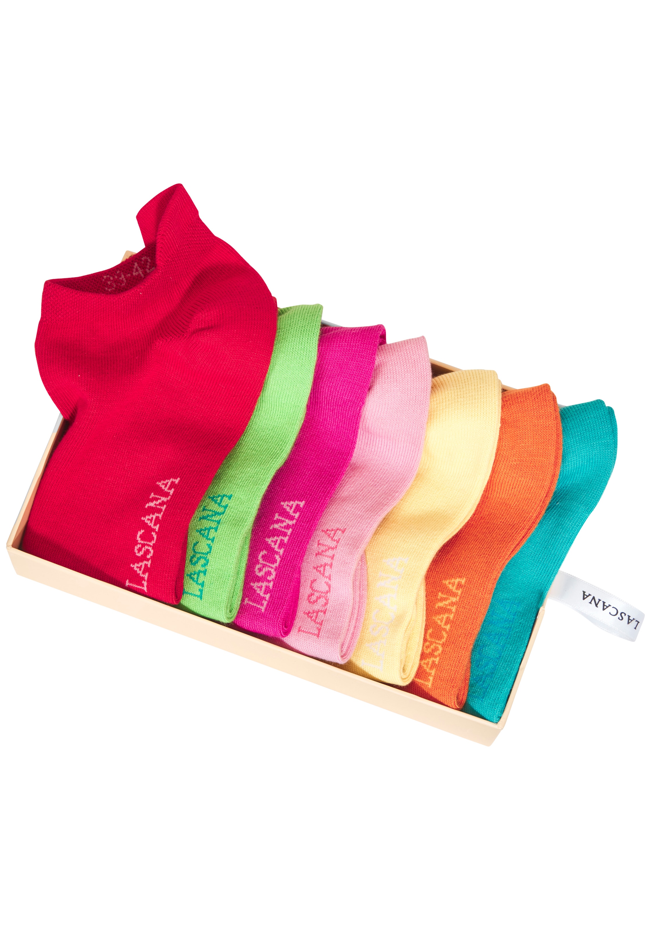 LASCANA Sneakersocken »für Damen mit eingestricktem Markenlogo« Box, Box, 7 Paar tlg. in ansprechender Geschenkbox