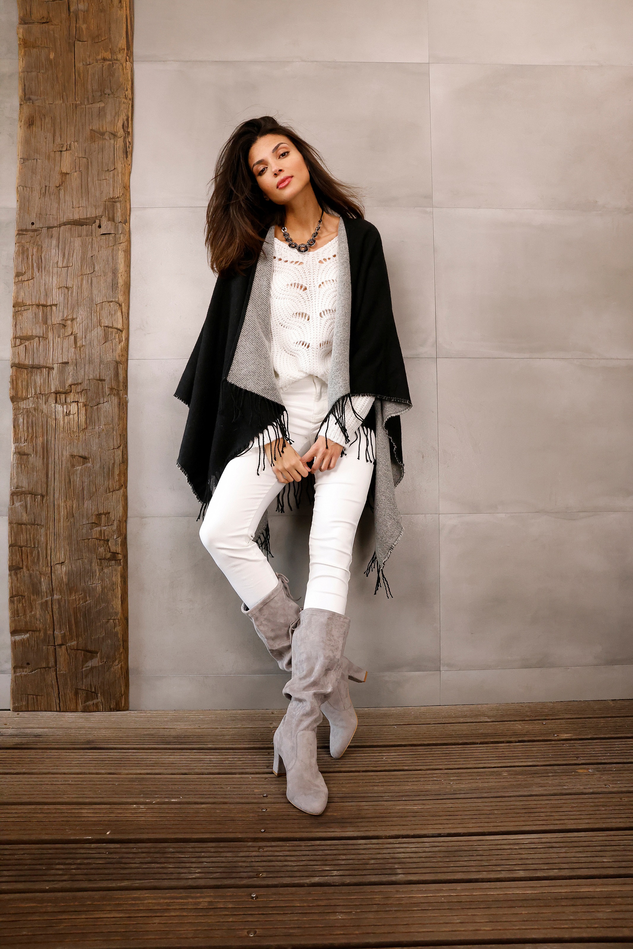 LASCANA Schlupfstiefel, Schlupfboots, Slouchy Boots, Slip-On, Stretch & Blockabsatz