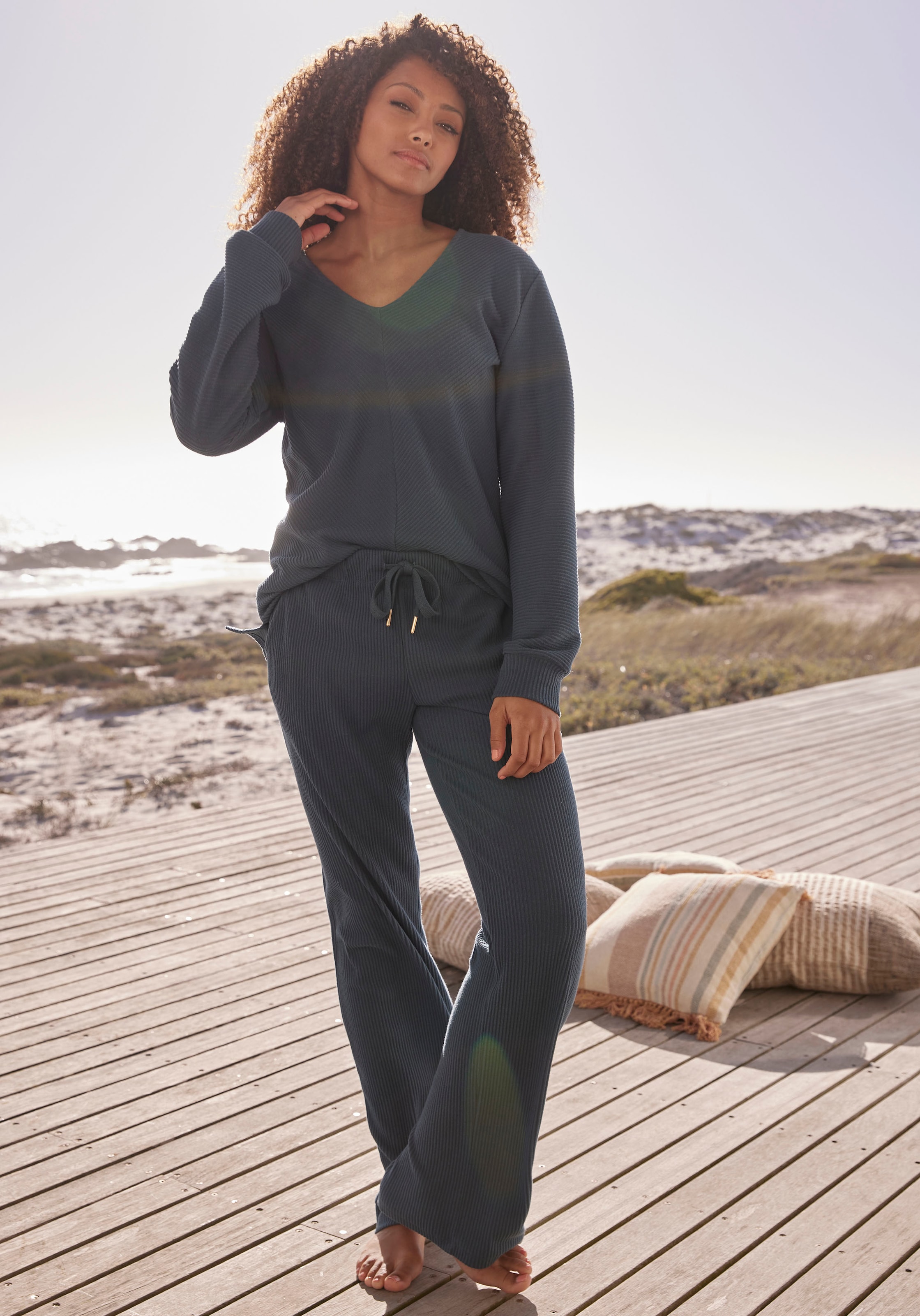 s.Oliver Sweatpants, (1 tlg.), Sweathose mit seitlichen Taschen, Loungewear