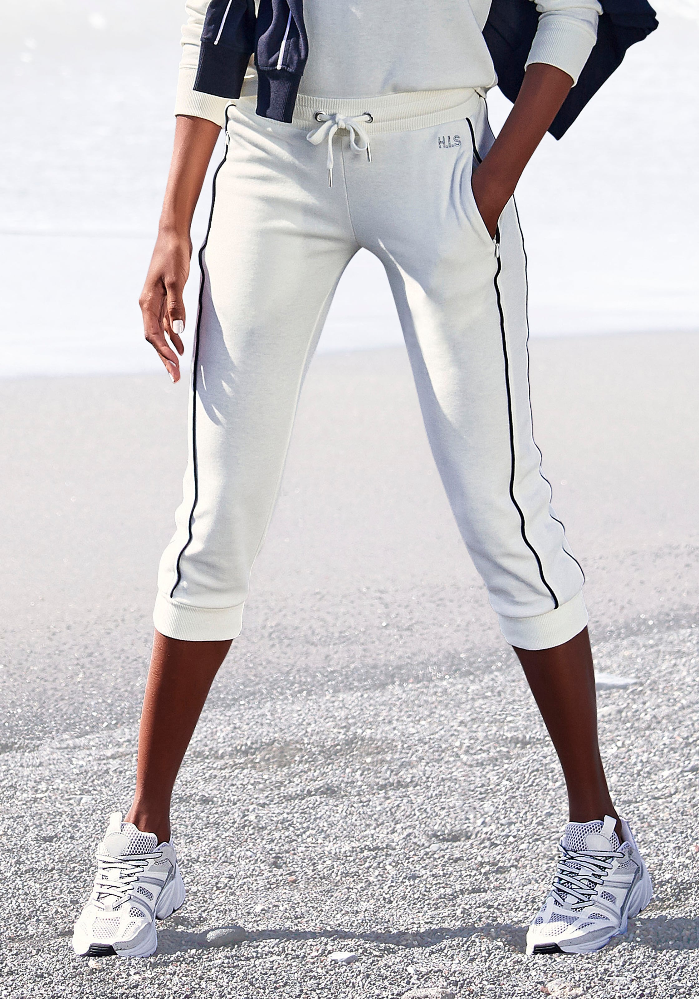 H.I.S Caprihose, mit seitlichen Piping, Loungeanzug
